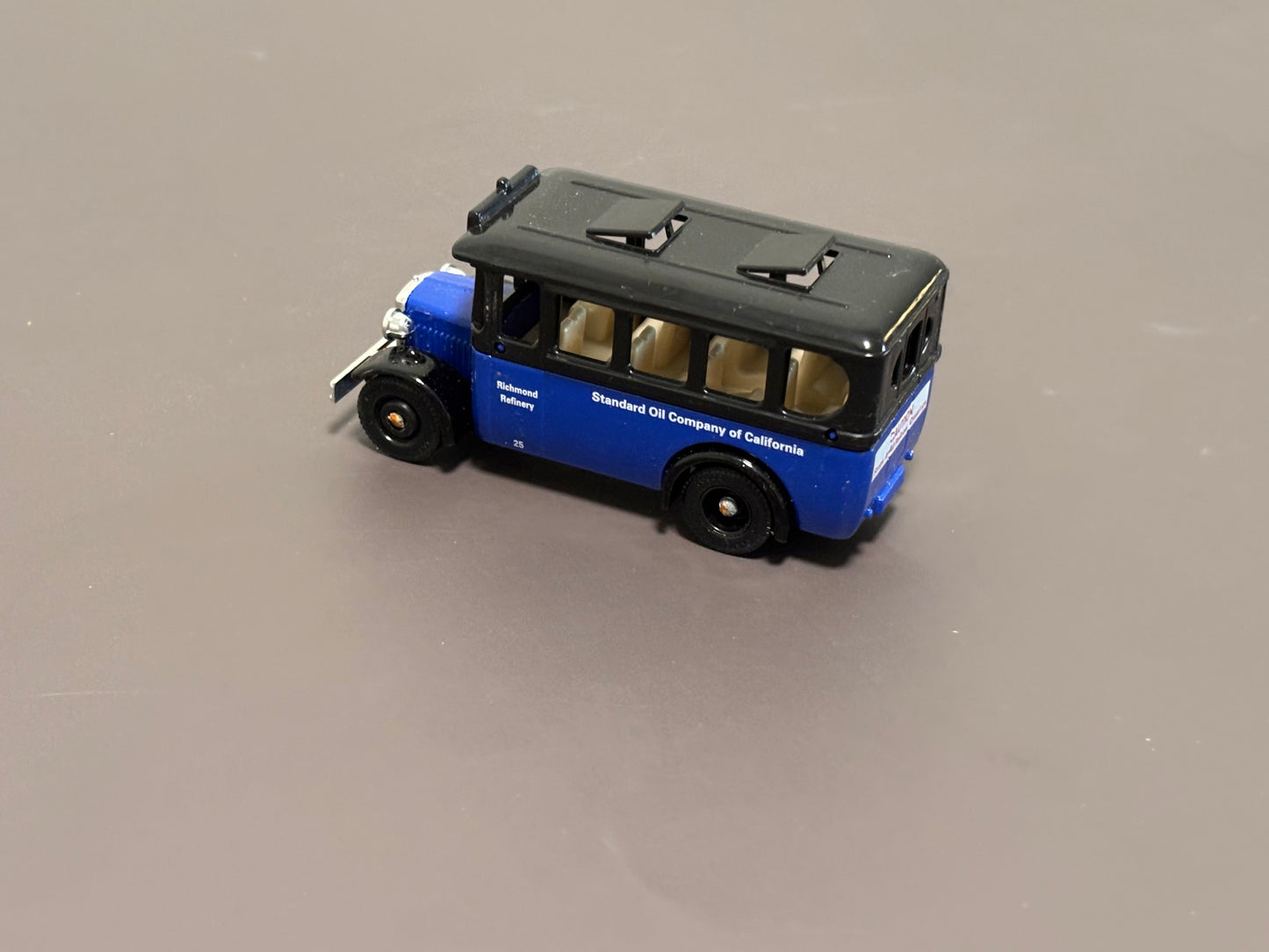 Chevron Richmond Refinery Transportation Bus By Lledo Made In England