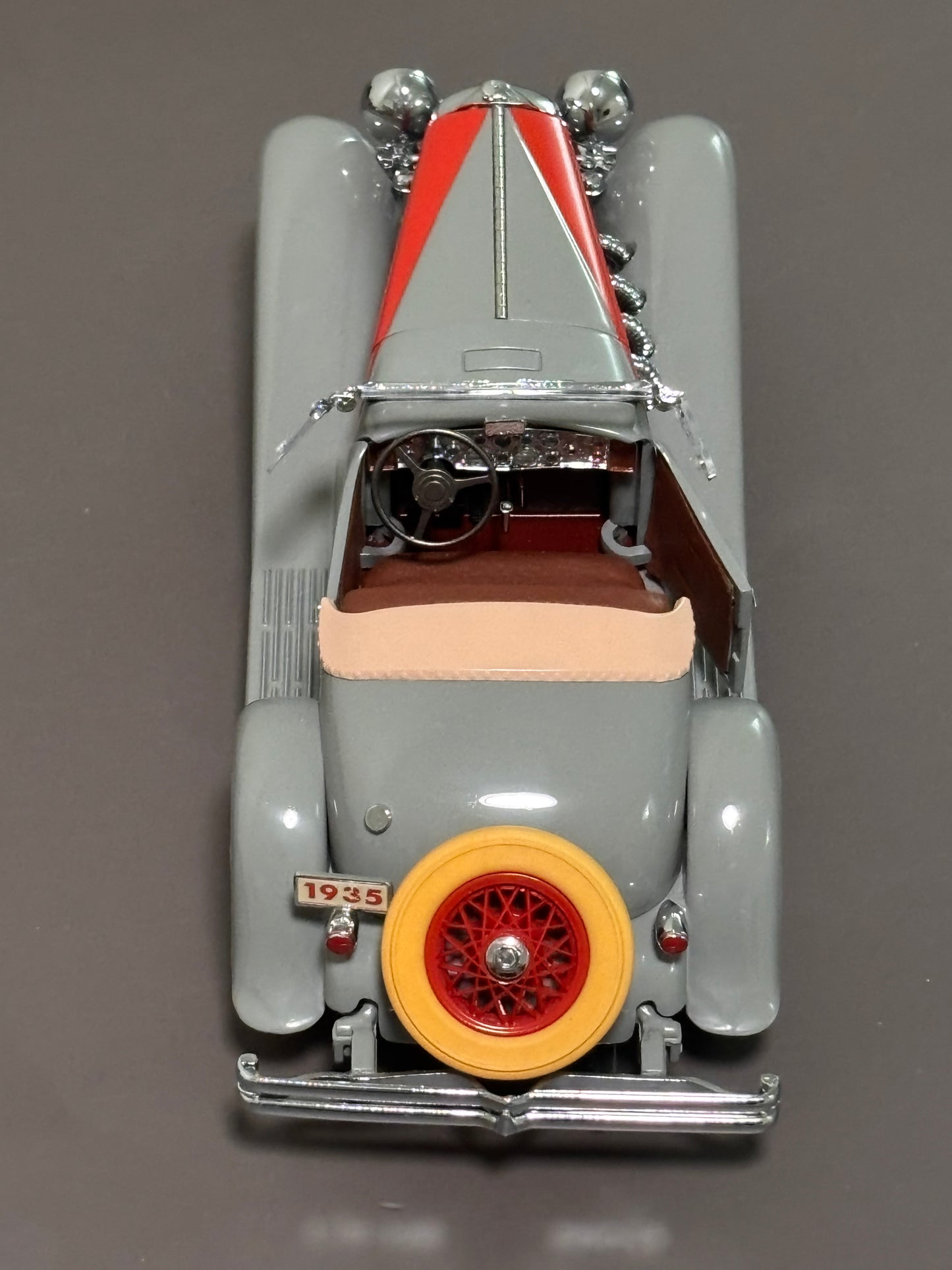Danbury Mint 1935 Duesenberg SSJ Speedster Die Cast Model 1:24 Gray/Red 1987