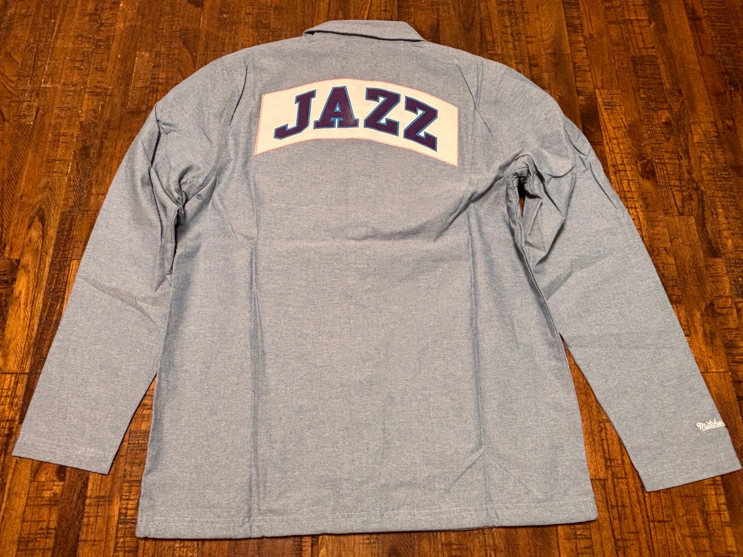 Utah Jazz Mitchell & Ness NBA Retro Hardwood Classic HWC Denim Proto Full Snap Button Long Sleeve Tee Shirt Blue Mens Large L New NWOT