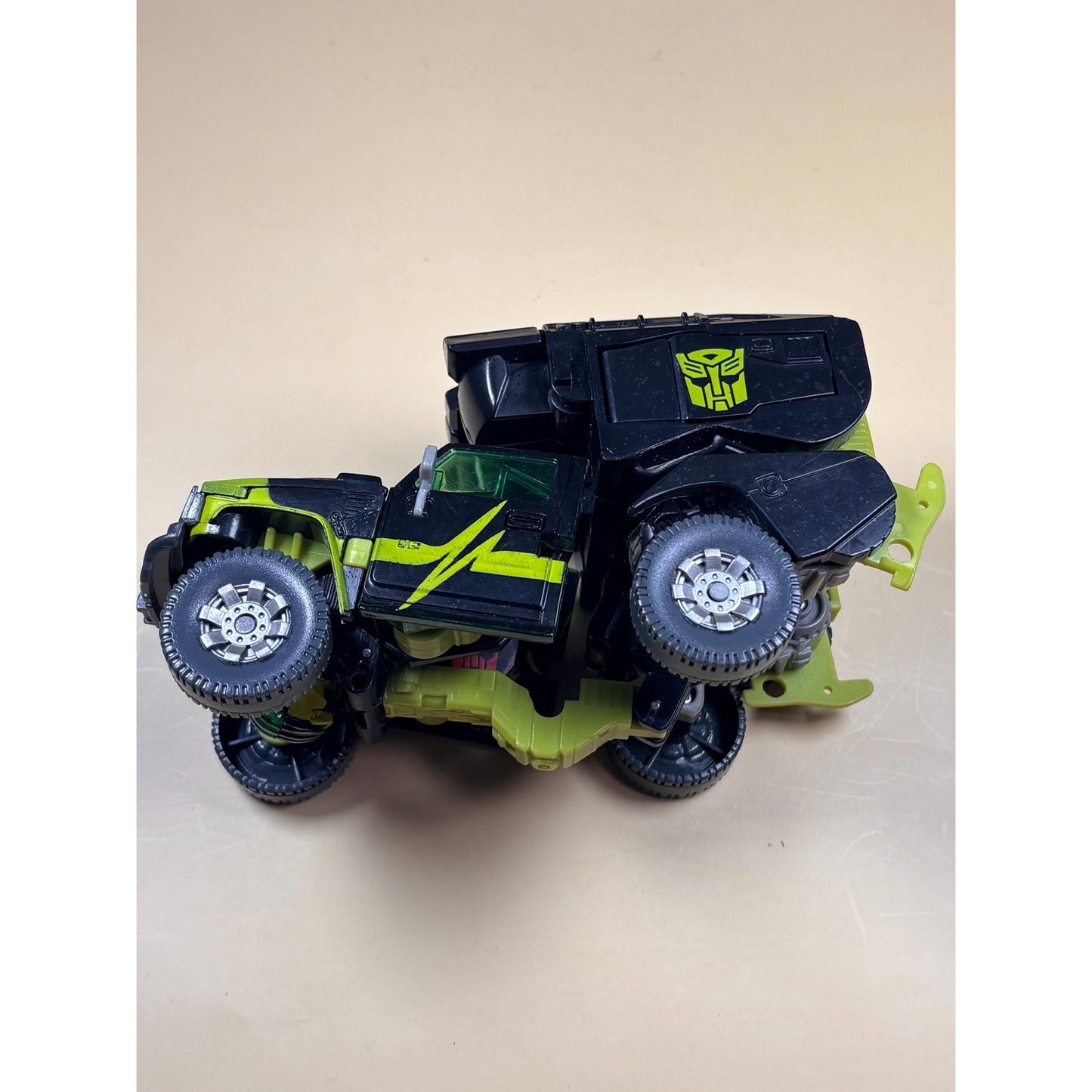 Transformers Night Ops Hunt for the Decepticons Voyager Class Ratchet 2010