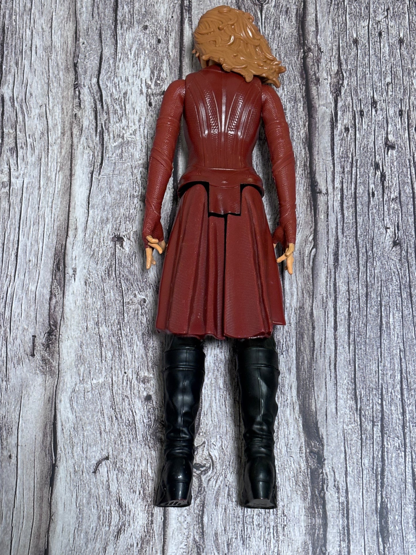 Marvel Avengers Infinity War Scarlet Witch Titan Hero Series Power 12" Wanda
