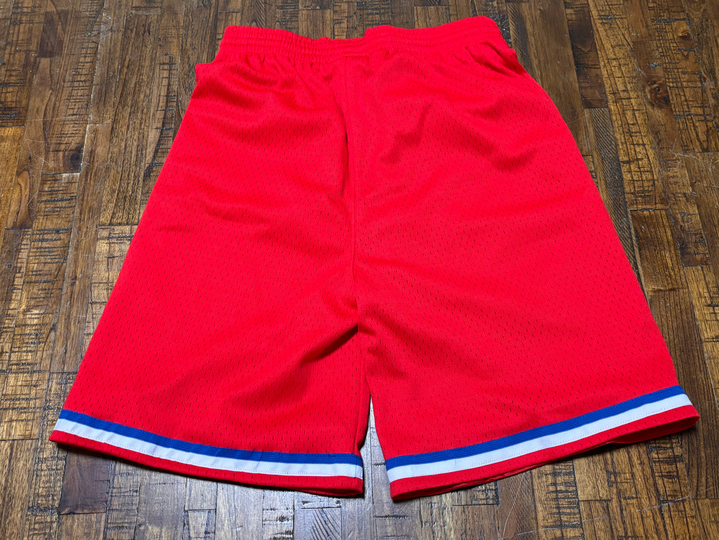 Philadelphia 76ers Mitchell & Ness NBA Retro Hardwood Classic HWC Swingman 2002-03 Team Logo Red Shorts Youth Kids XL Xtra Large 18-20 New NWT
