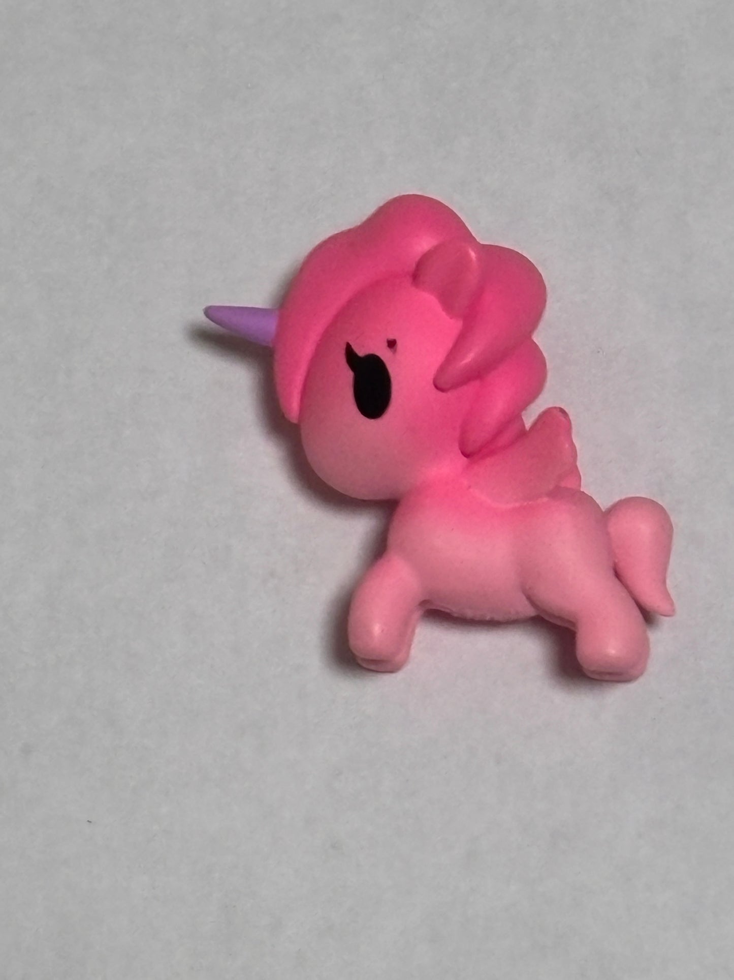 Tokidoki Toki Unicorn Unicorno Lil Cuties Series Lil Strawberry Mini Vinyl Figure 1” Anime