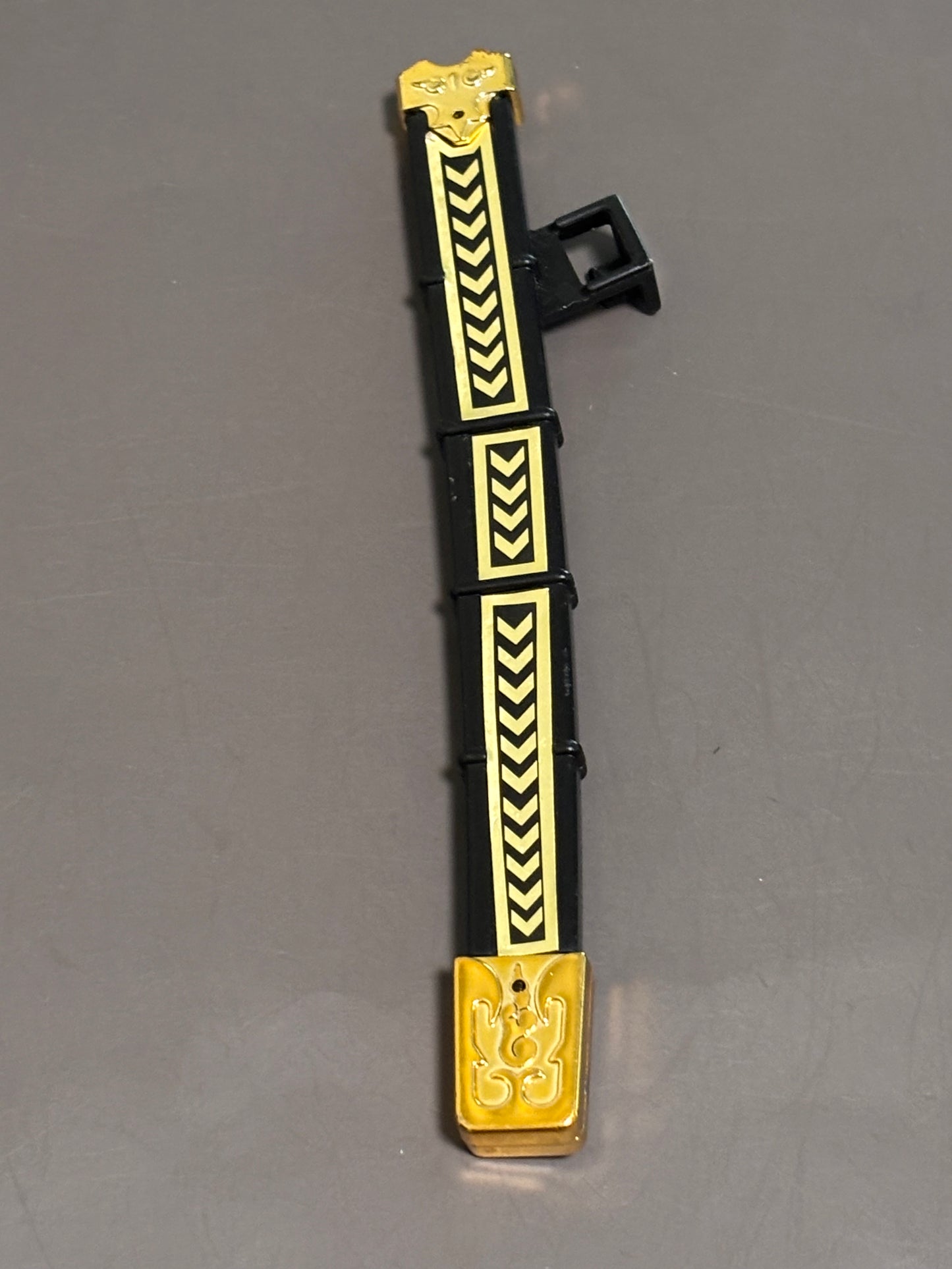 Mighty Morphin Power Rangers Deluxe Thunder Megazord Sword Sheath Accessory 1994