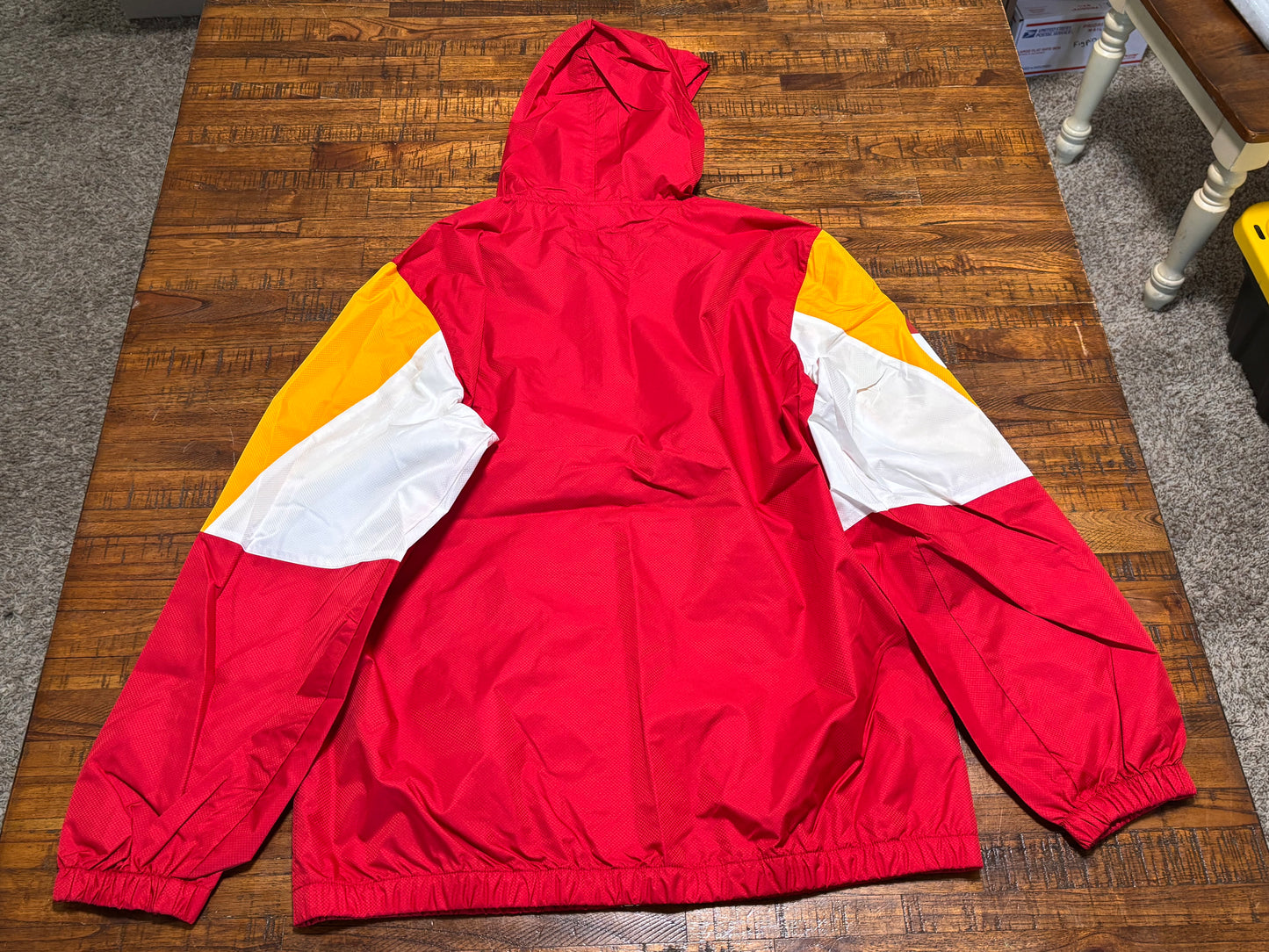 Atlanta Hawks Mitchell & Ness Hardwood Classic HWC NBA Retro Throw it Back Full Zipper Light Weight Windbreaker Jacket Long Sleeve Red Yellow Men’s Large L New NWOT