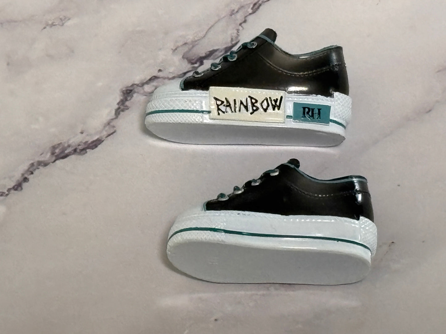 Rainbow High River Kendall Series 2 Boy Replacement Shoes - 2020 MGA