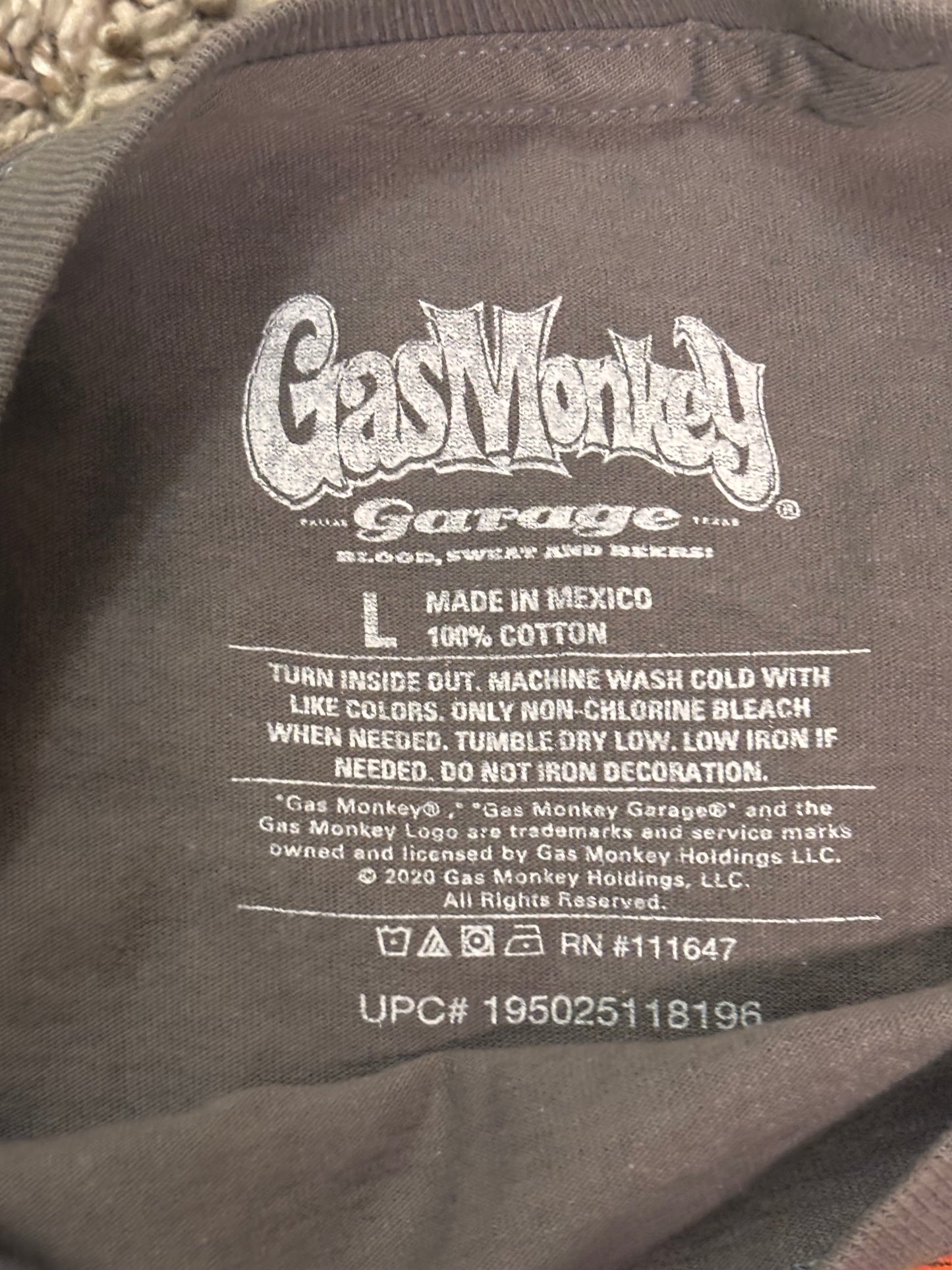 Gas Monkey Garage Logo Mens Gray Graphic Tee Shirt Orange Brown Monkey Face Large L New NWOT
