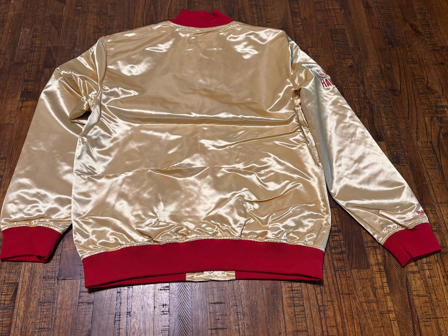 Atlanta Hawks Mitchell & Ness Hardwood Classic HWC NBA Retro Bomber Satin Varsity Jacket Long Sleeve Gold Red Men’s Large L New NWOT