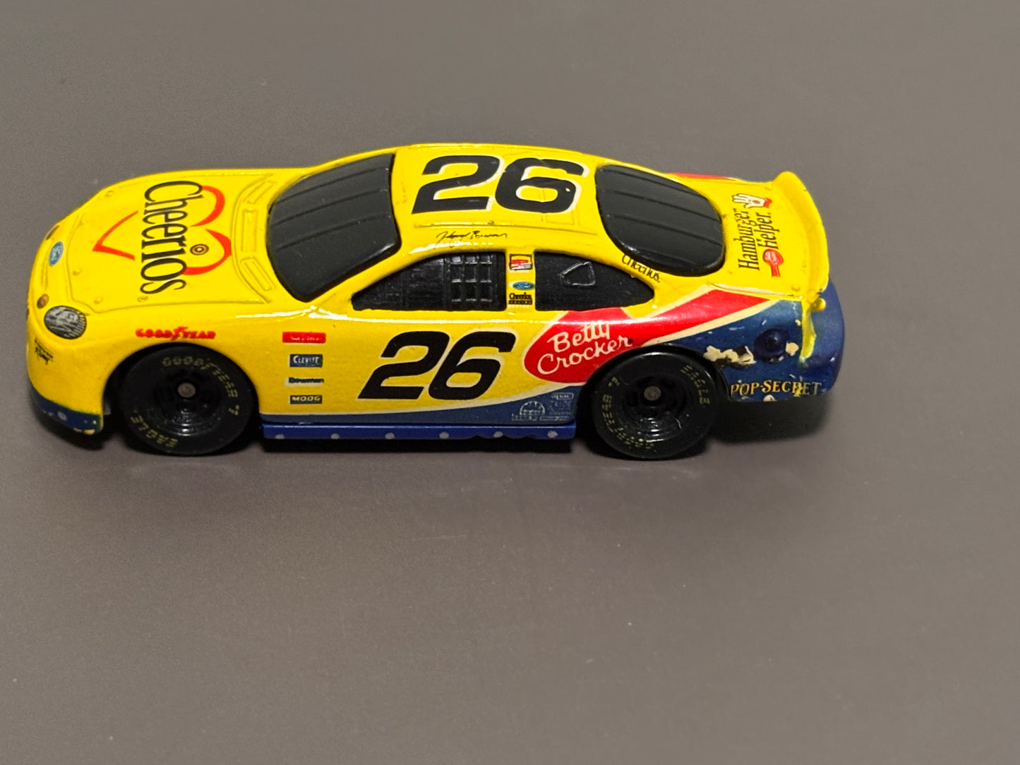 Champion Racing Nascar 26 Johnny Benson Cheerios Ford Taurus 1:64 Die Cast