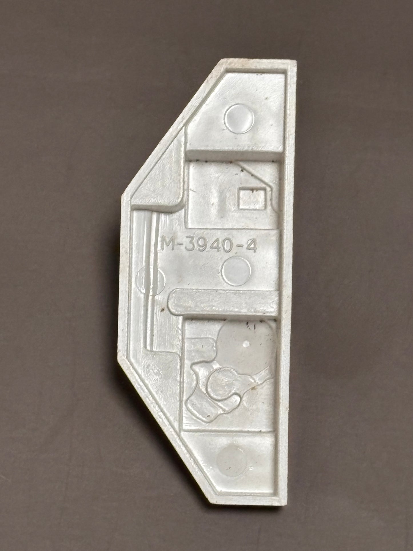 GI Joe 1985 Snow Cat White Engine Hatch Cover Vintage Vehicle Part ARAH M-3940