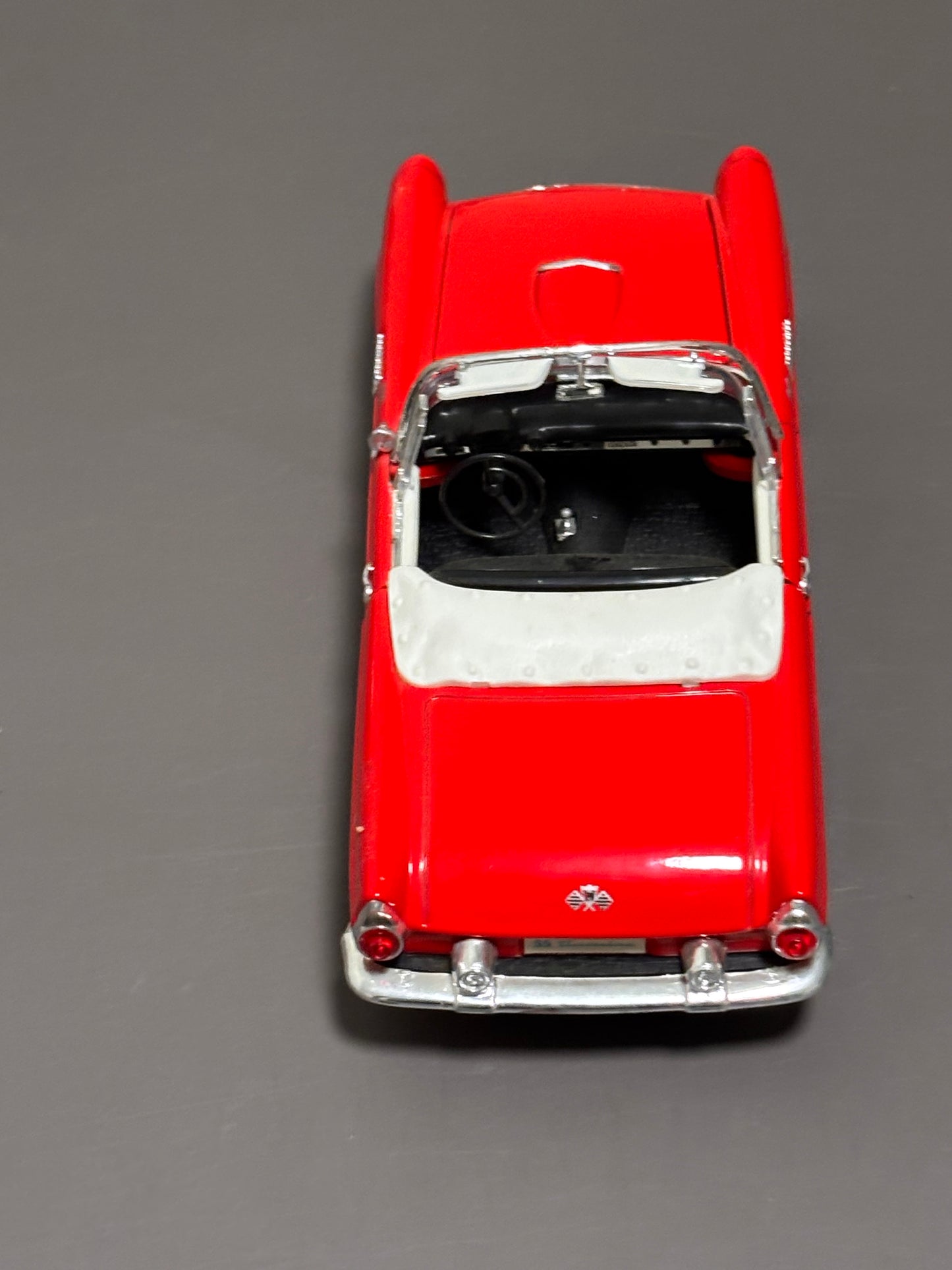 SS 7714 Sunnyside 1955 Ford Thunderbird Convertible 1:24 Scale Red Die Cast