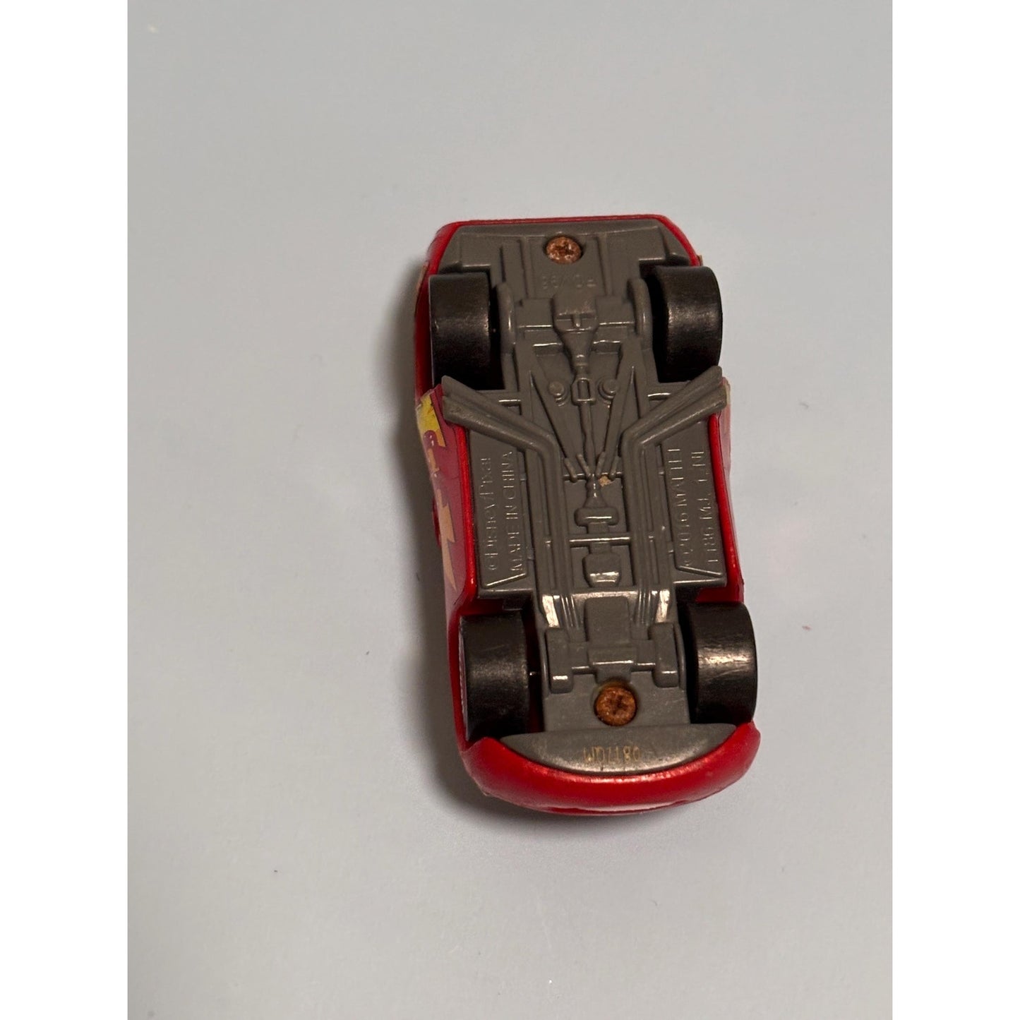 Disney Pixar Cars Lightning McQueen Rust Eze 95 Red Gold Shiny 2016 Mattel