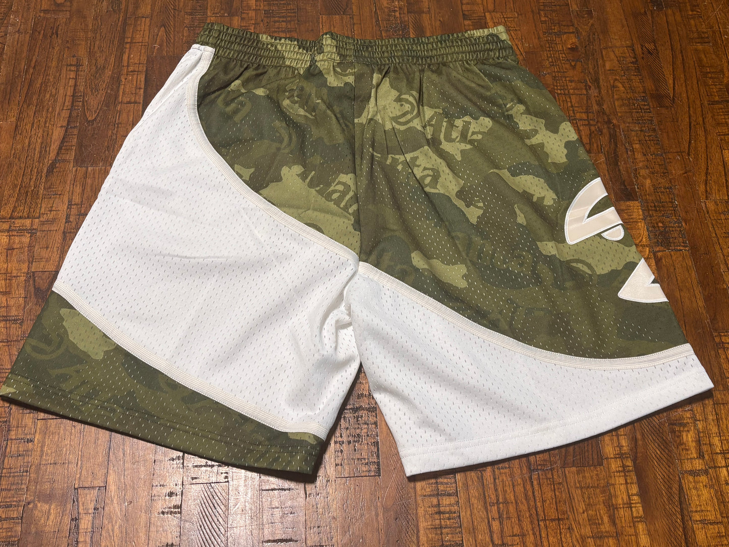 Spud Webb Atlanta Hawks Mitchell & Ness Hardwood Classic HWC NBA Retro Swingman 1986-87 Camo Ghost Green White Shorts Men’s Large L New NWOT