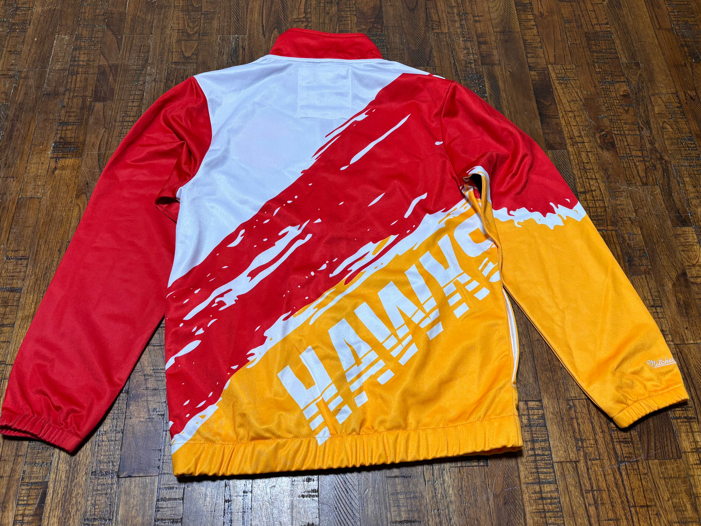 Atlanta Hawks Mitchell & Ness Hardwood Classic HWC NBA Retro Paintbrush Full Zipper Warmup Long Sleeve Jacket Red Yellow Youth Kids Medium M 10-12 New NWOT