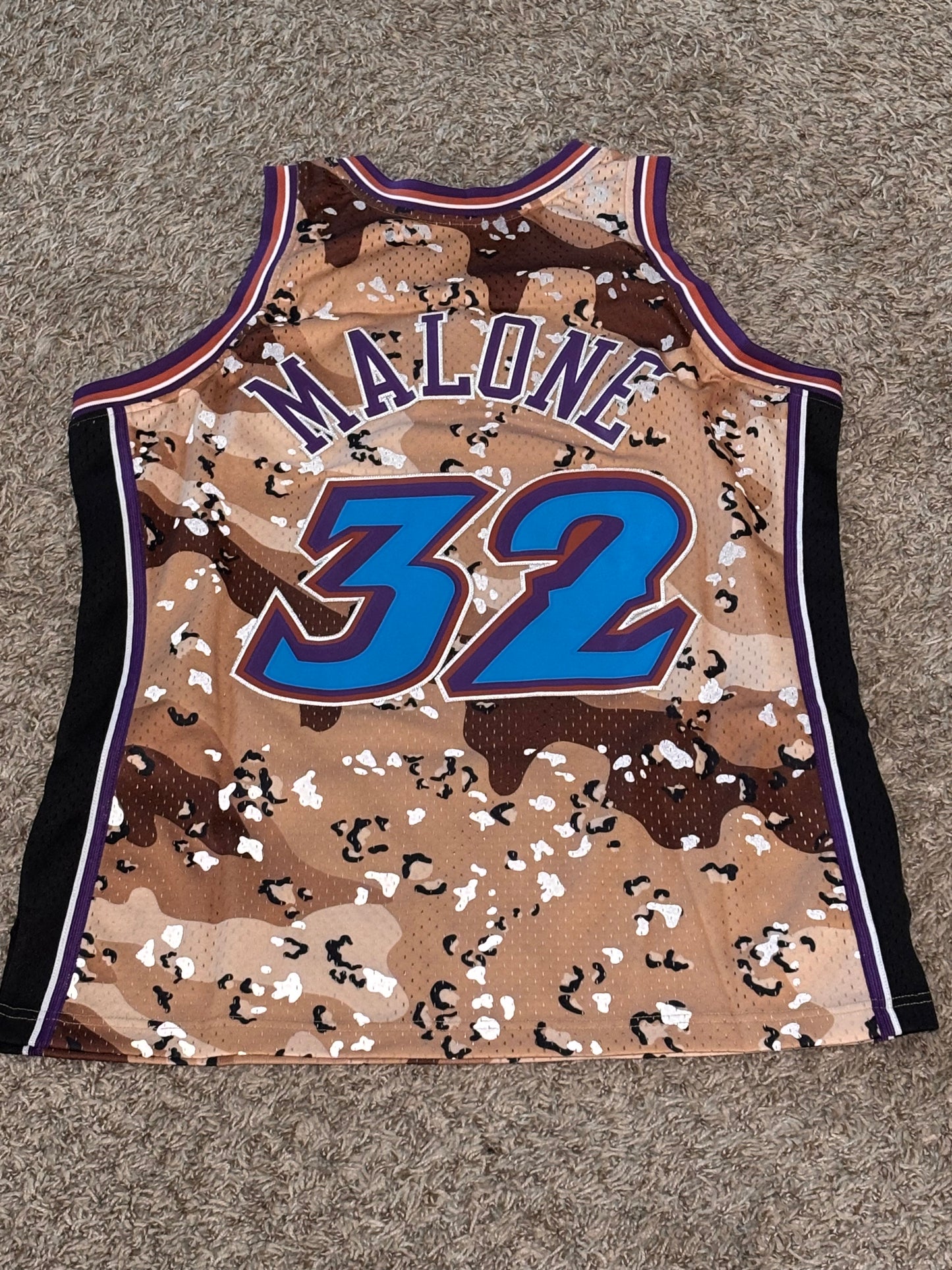 Karl Malone Utah Jazz Mitchell & Ness NBA Retro Hardwood Classic HWC Swingman 1998-99 Camo Camouflage Army Jersey Brown White Mens Large L New NWOT
