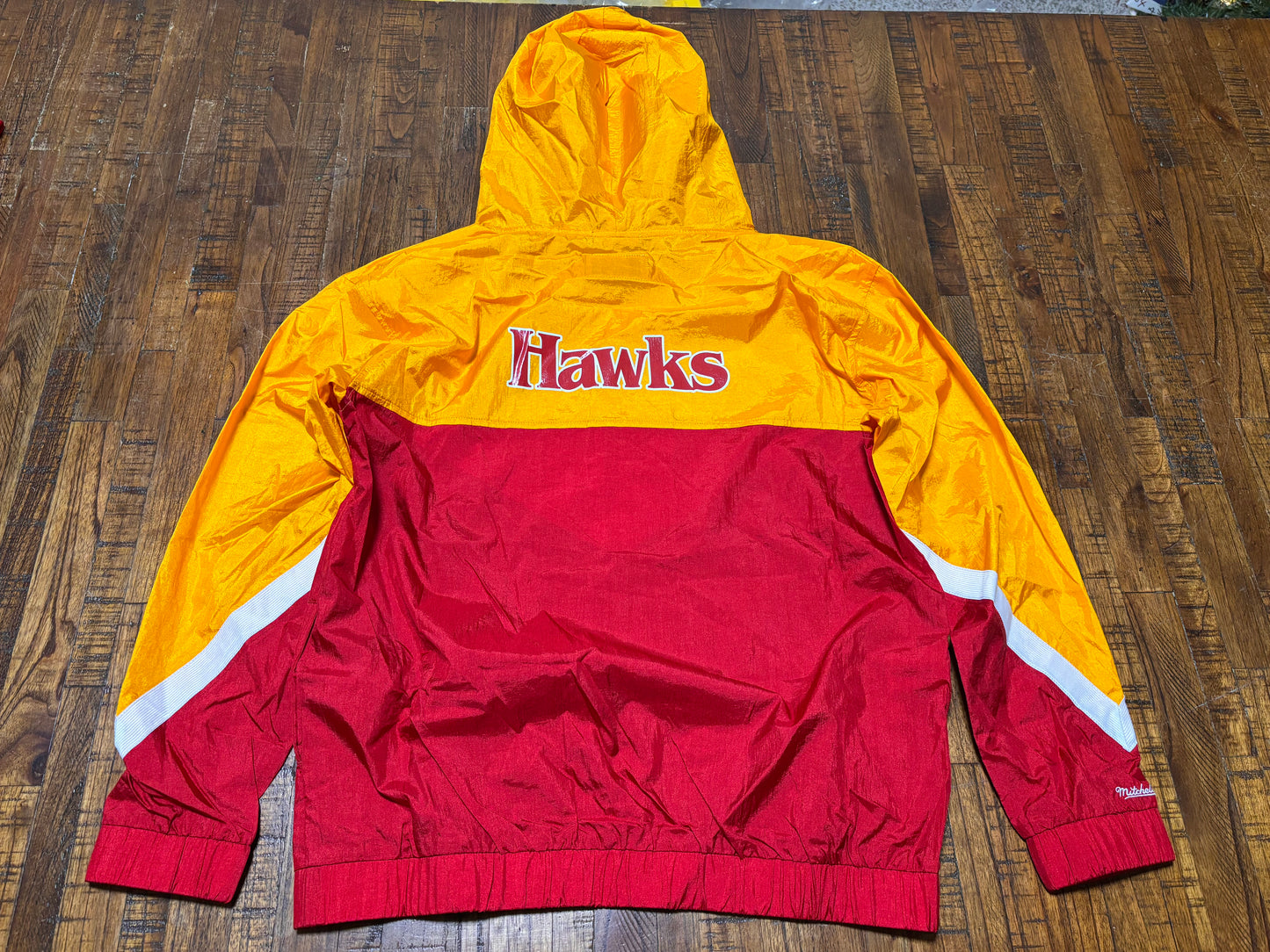 Atlanta Hawks Mitchell & Ness Hardwood Classic HWC NBA Retro Split Color Half Zipper Lightweight Jacket Windbreaker Hooded Red Yellow Women’s Medium M New NWOT