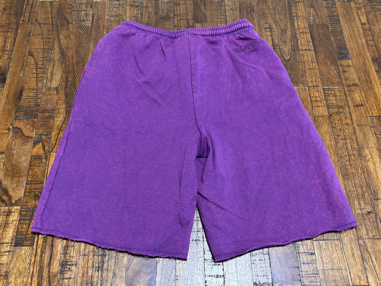 Los Angeles LA Lakers Mitchell & Ness NBA Game Day French Terry Shorts Purple Youth Kids Medium M 10-12 New NWOT