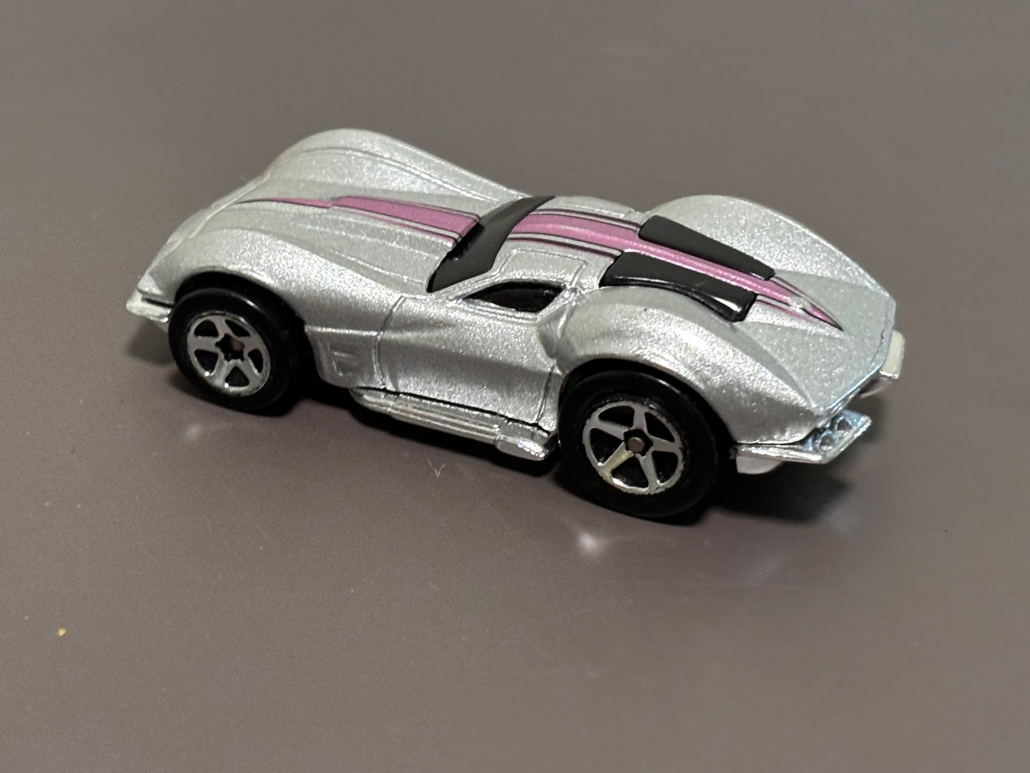 Hot Wheels '63 Corvette Stingray Metalflake Silver First Editions Drop Tops #3