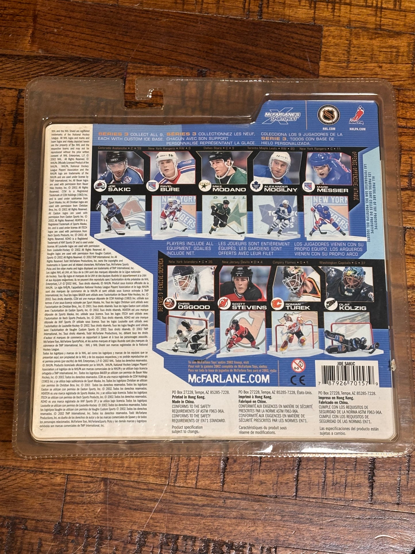 McFarlane Sports Pick NHL Hockey Colorado Avalanche Action Figure Series 3 2002 Light White Red Jersey Joe Sakic New