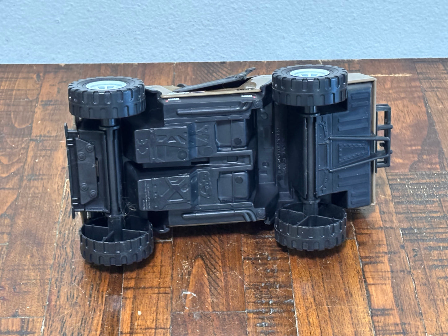 Gi Joe 50th Danger At The Docks 2014 SDCC Version Variant Tan VAMP MK II Brown