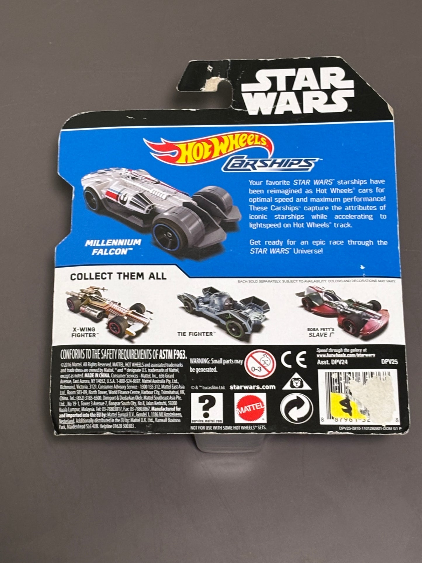 Hot Wheels Star Wars Millennium Falcon Carships Die-cast New Collectible