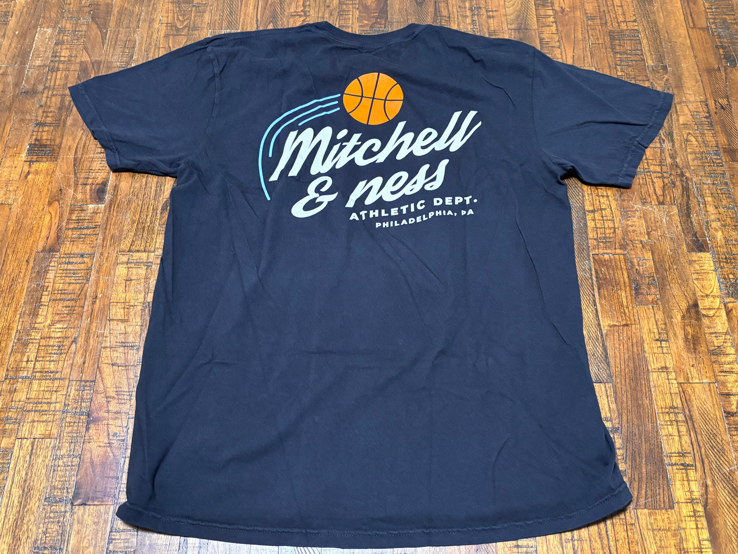 Mitchell & Ness Branded Graphic Pocket Tee T Short Sleeve Shirt White Black Men’s Large L New NWT