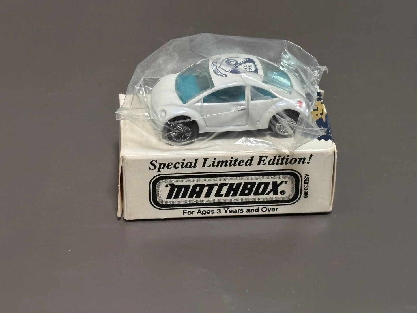 Matchbox 1995 VW Concept 1 Vehicle Blue Angels Special LTD ED 1/2200 New White