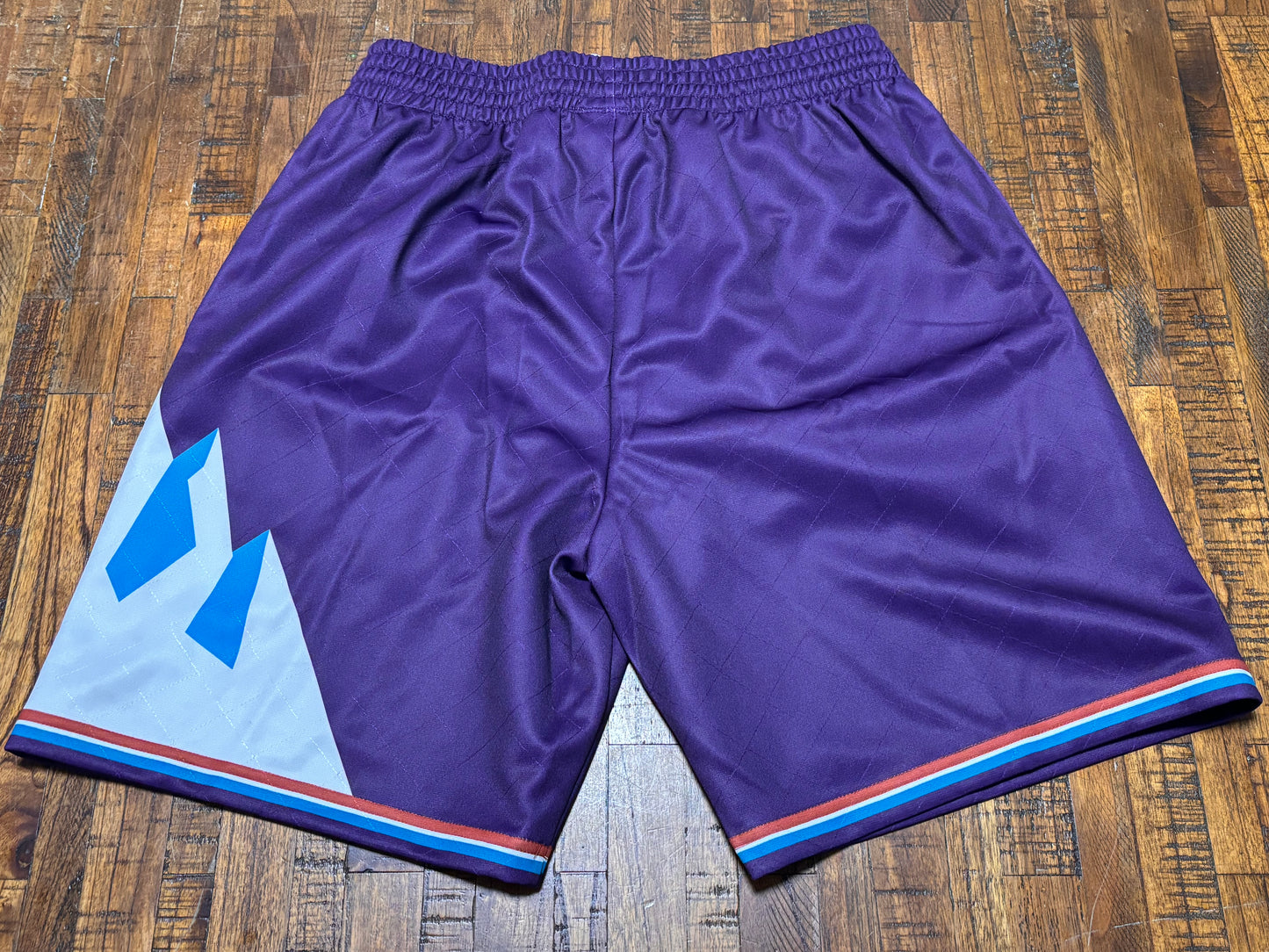 Utah Jazz Mitchell & Ness NBA Retro Hardwood Classic HWC Swingman 1996-97 Road 75th Anniversary Diamond Shorts Blue Mens Large L New NWOT