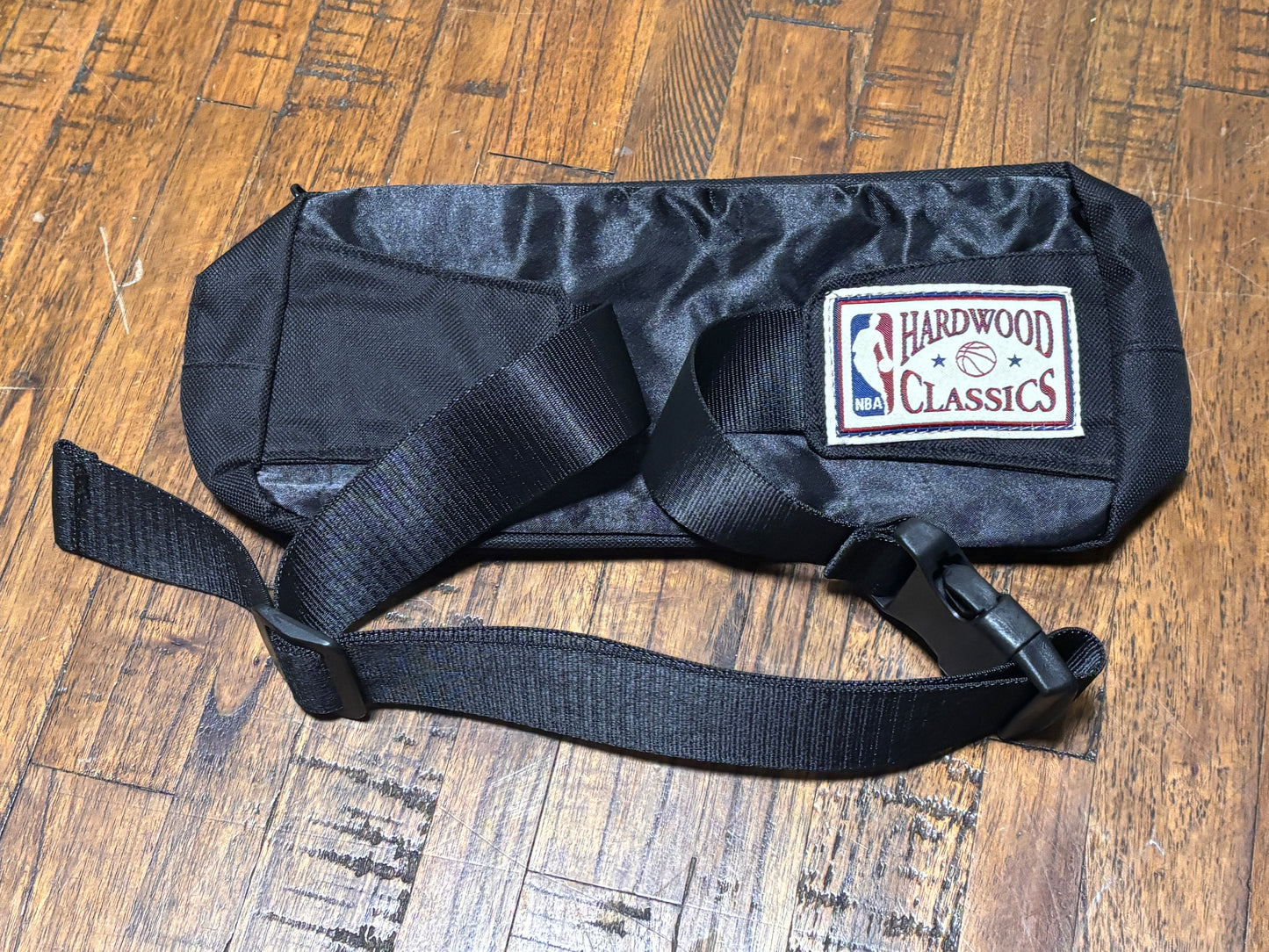 Los Angeles LA Lakers Mitchell & Ness Nba Retro Hardwood Classic HWC Fanny Pack Adjustable Bag Black New NWT