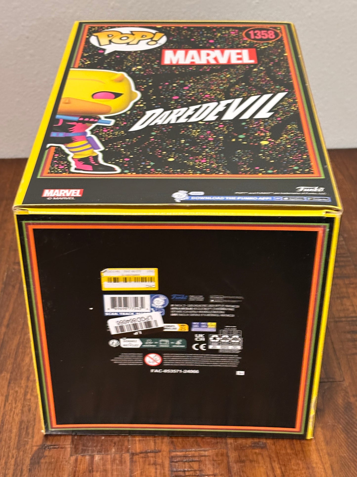 Funko Pop! Vinyl Jumbo 10 in Marvel Daredevil 1358 Black Light Target Exclusive