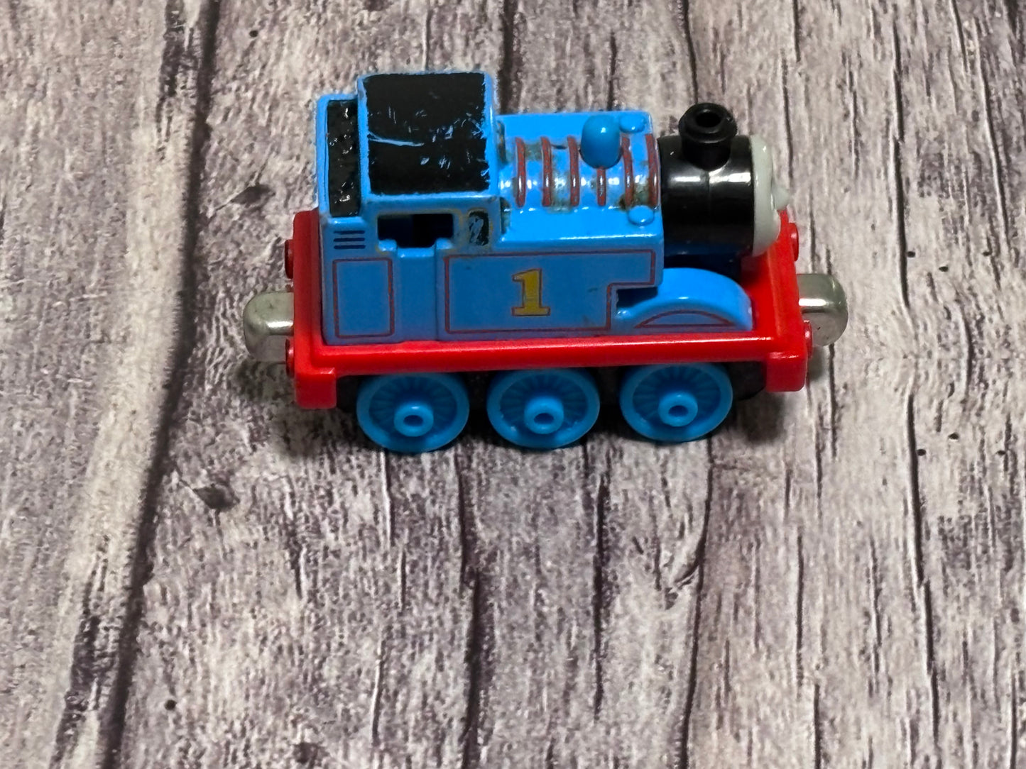 Thomas the Train Take N Play Metal Diecast 2012 Gullane Mattel Magnetic