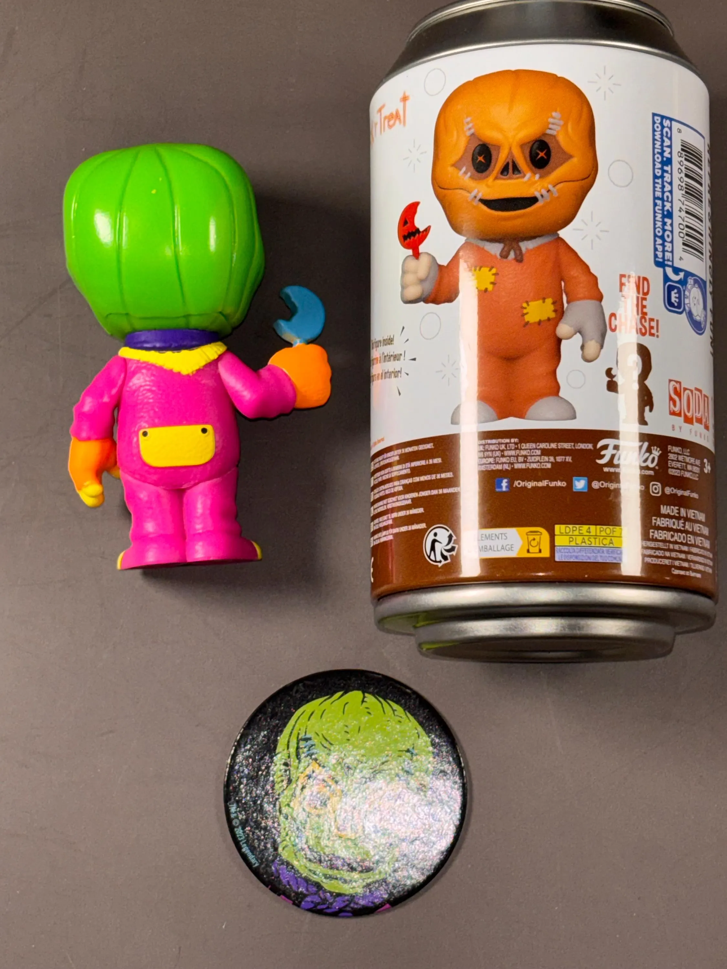 Funko Soda Sam Trick 'R Treat Hot Topic Scare Fair Black Light Chase /2500