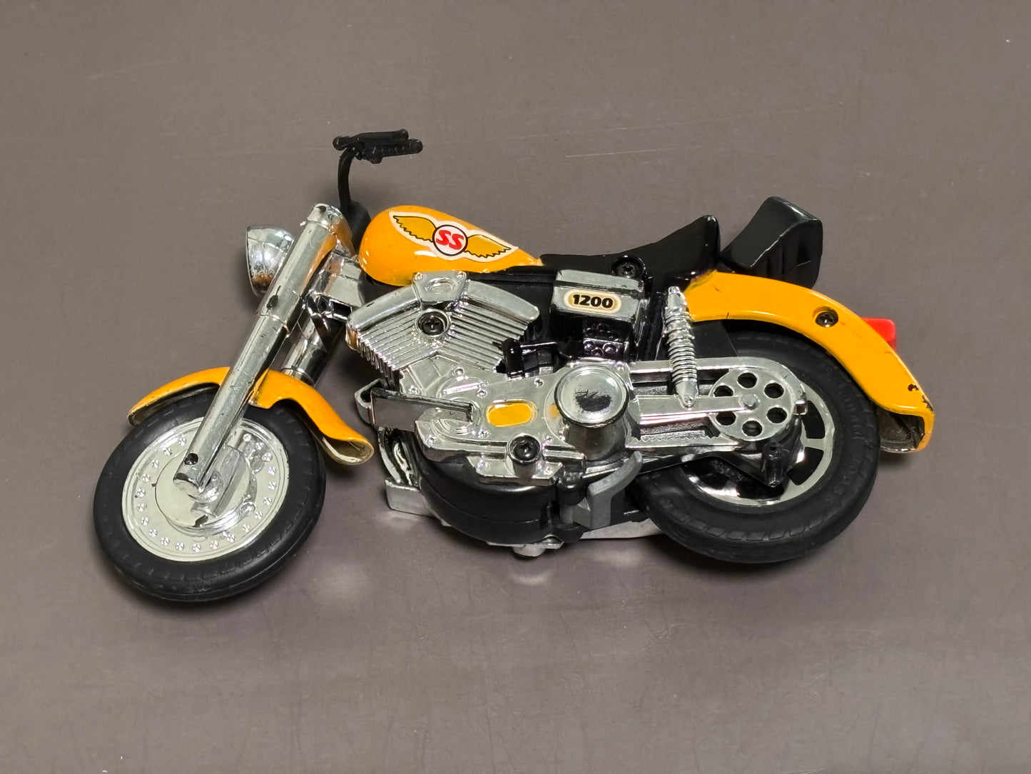 Lanard 1200 SS Motorcycle Pull Back String Wheel Motor Sounds Yellow