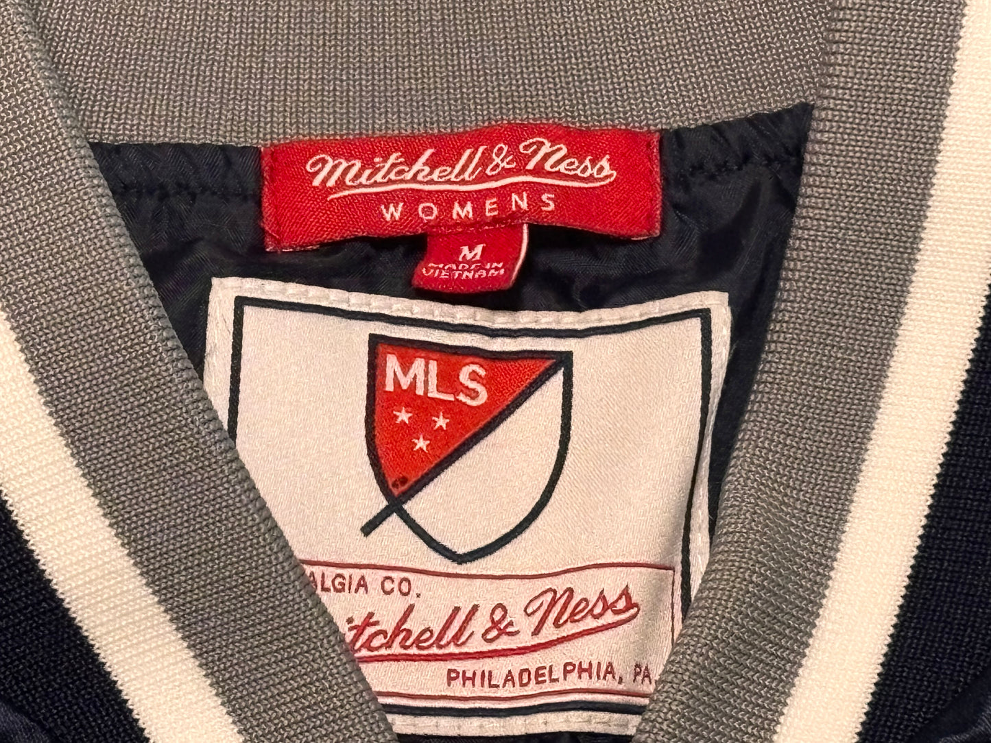 Mitchell & Ness MLS Soccer Sporting Kansas City Argyle Collection Full-Snap VarsityThrowback Navy Light Blue Jacket Wind Breaker Women’s Medium M New NWOT