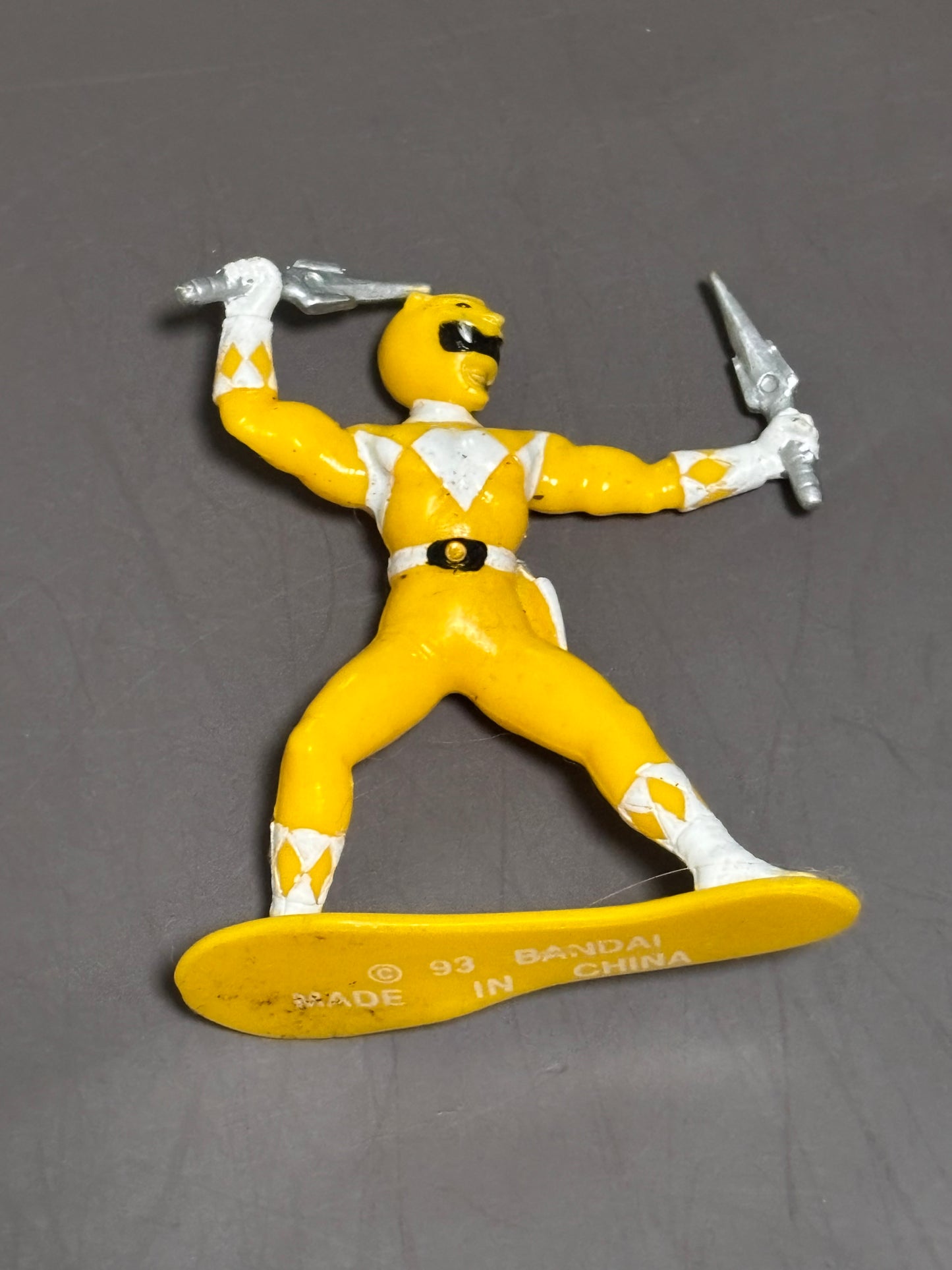 Bandai 1993 Mighty Morphin Power Rangers Yellow Ranger Figurine Plastic Vintage