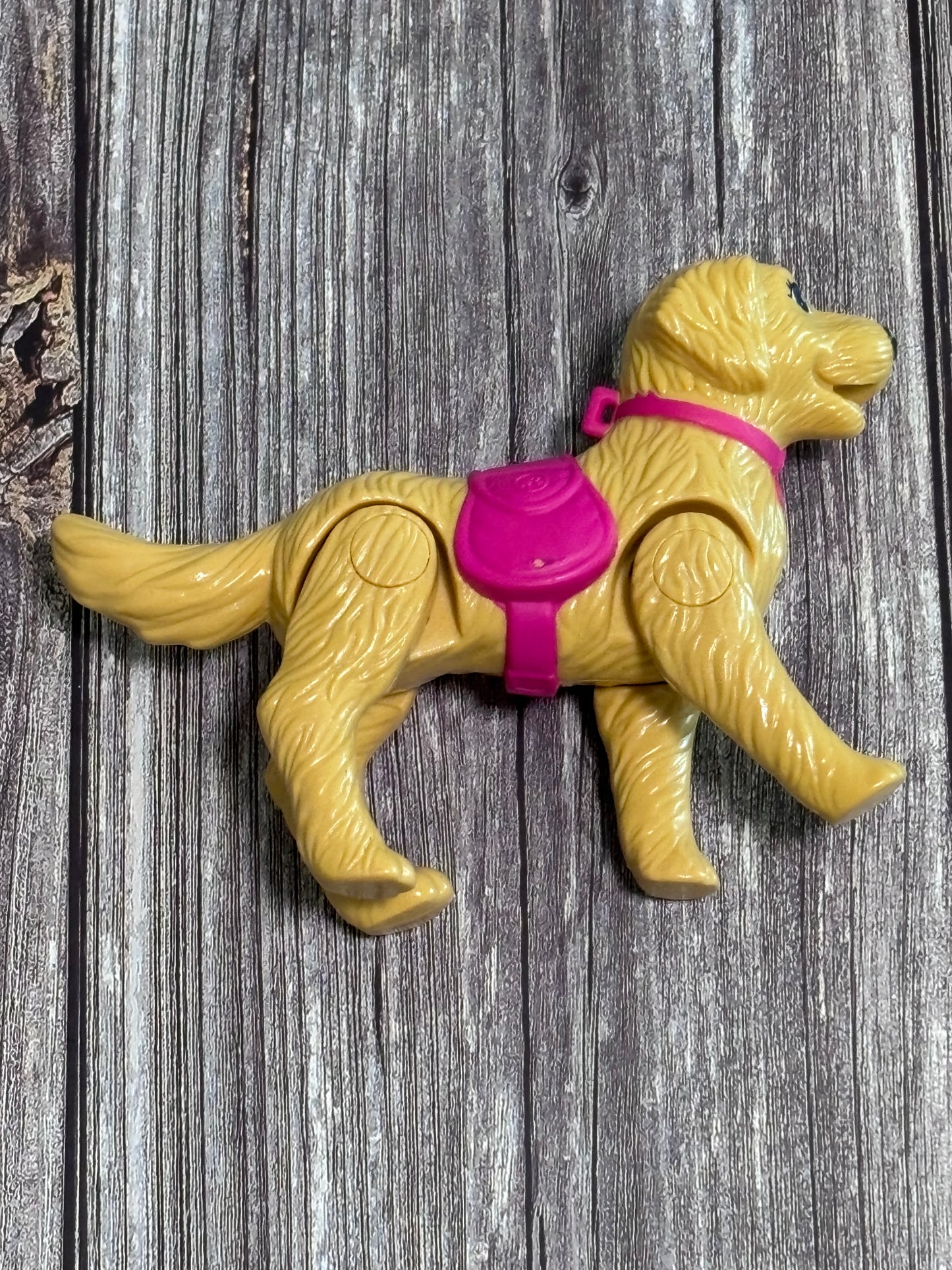 2010 Mattel Barbie's Pet Dog Strollin Pups Taffy Walking Golden Retriever Toy