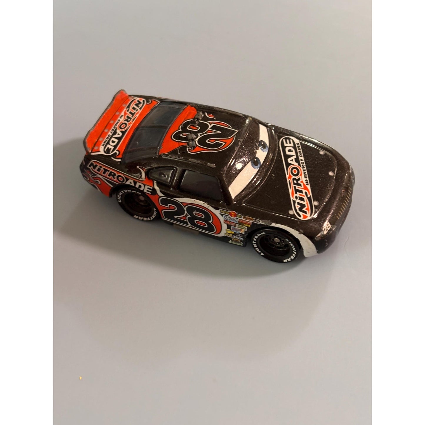 Disney Pixar Cars - Aiken Axler Nitroade #28 - MATTEL 1:55 Die Cast Black