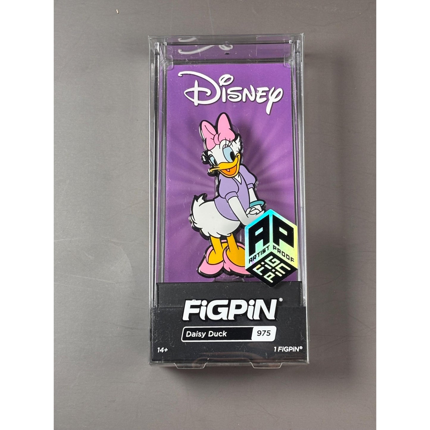 FiGPiN Daisy Duck (975) DISNEY 2022 L.A. Comic Con Exclusive Pin AP Artist Proof