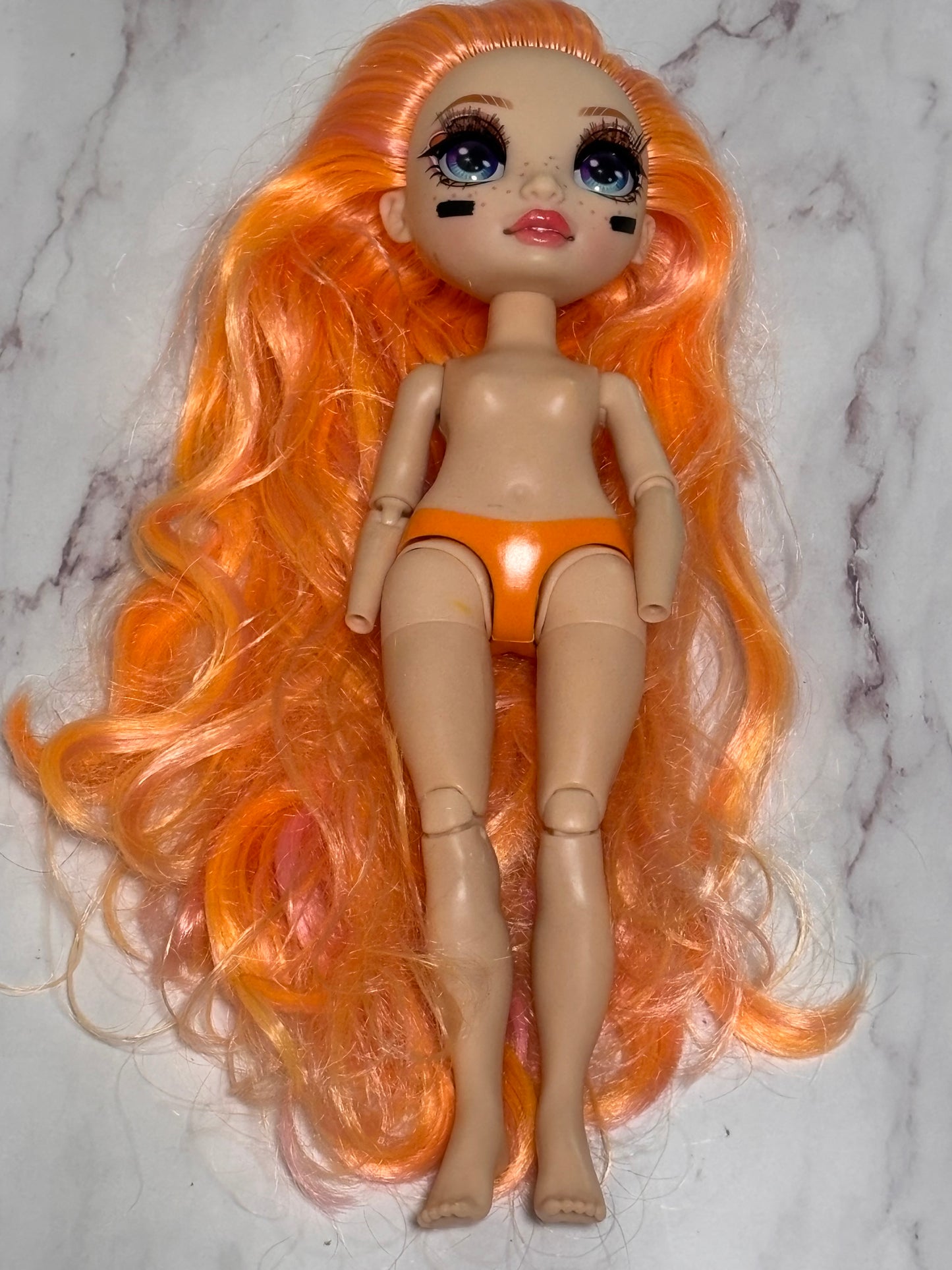 MGA Rainbow High Cheer Poppy Rowan Orange Cheerleader Fashion Doll