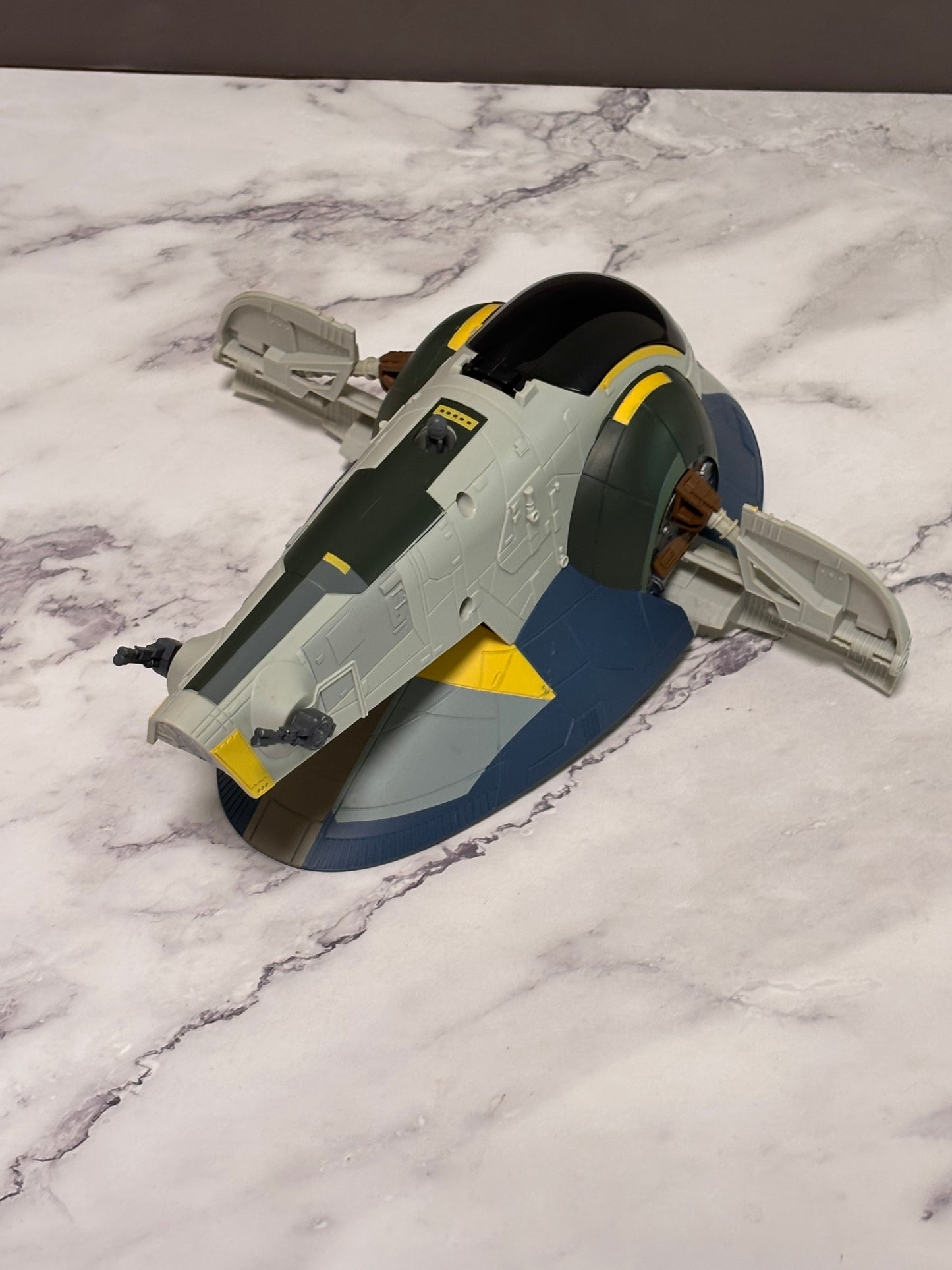 Jango Fett Slave 1 Star Wars Attack of the Clones 2012 Hasbro Vehicle Ship