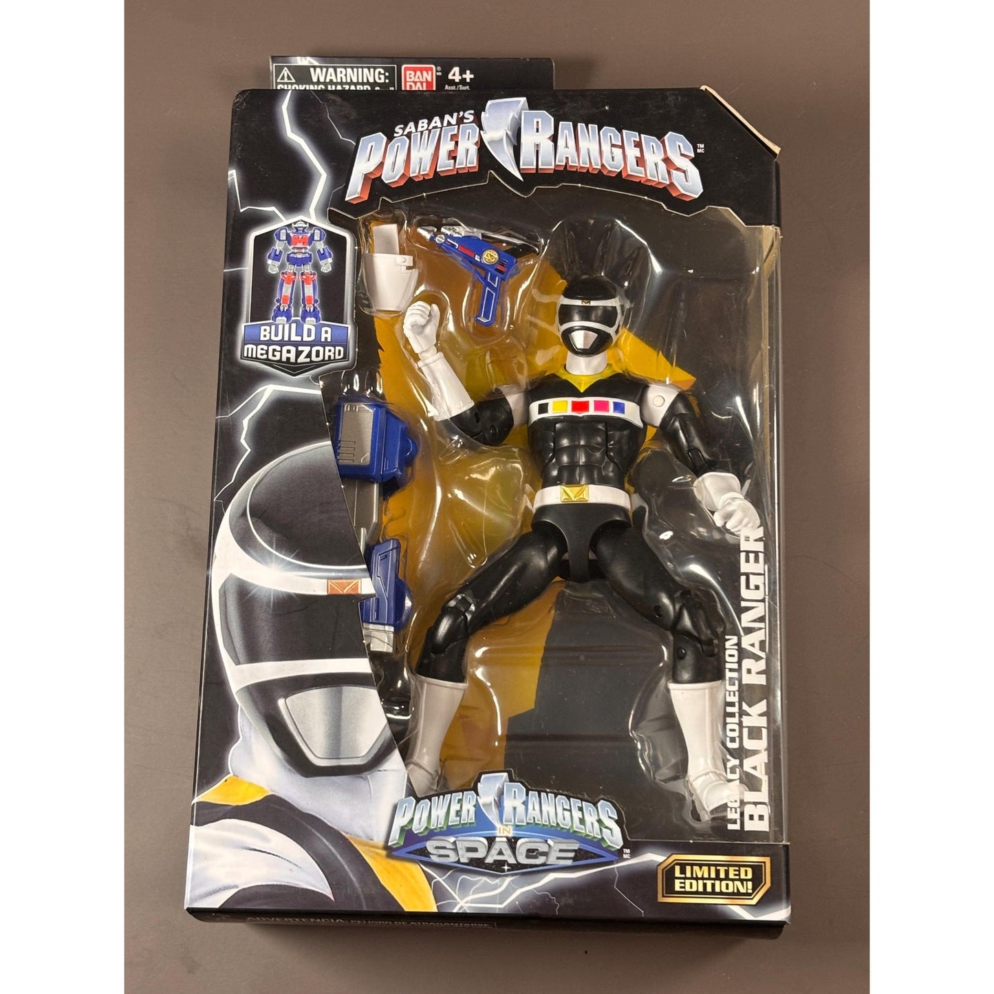 Power Rangers In Space Legacy Collection MMPR Black Ranger Action Figure Bandai