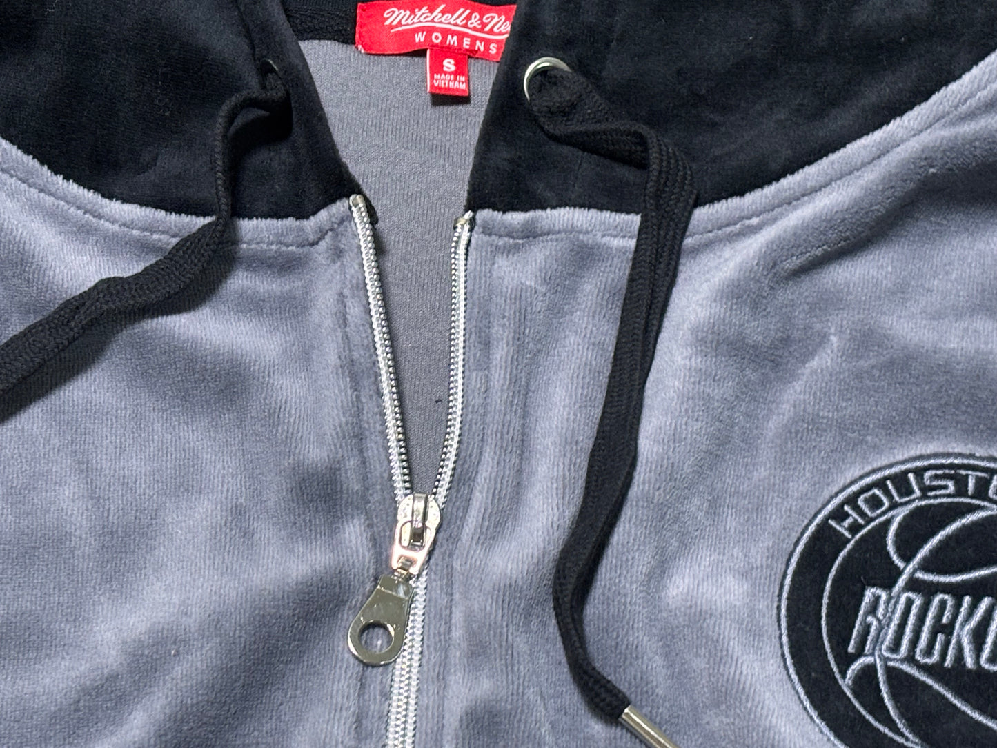 Houston Rockets Mitchell & Ness NBA Retro Hardwood Classic HWC Valvet Velour Split Team Logo 1/2 Half Zipper Long Sleeve Hooded Hood Pullover Soft Sweat Shirt  Black Women’s Small S New NWOT