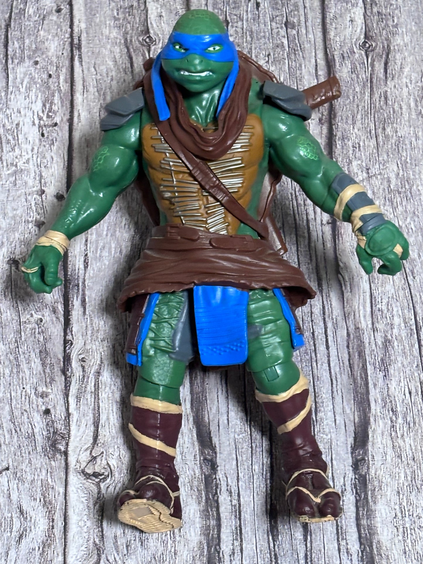TMNT Leonardo Paramount Pictures Mutant Ninja Turtles 11” Poseable Figure 2014