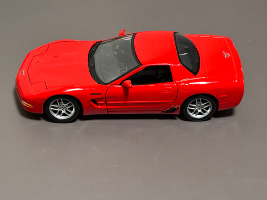 Maisto 1:24 Scale Diecast 1997 Red Chevrolet Corvette ZR-1