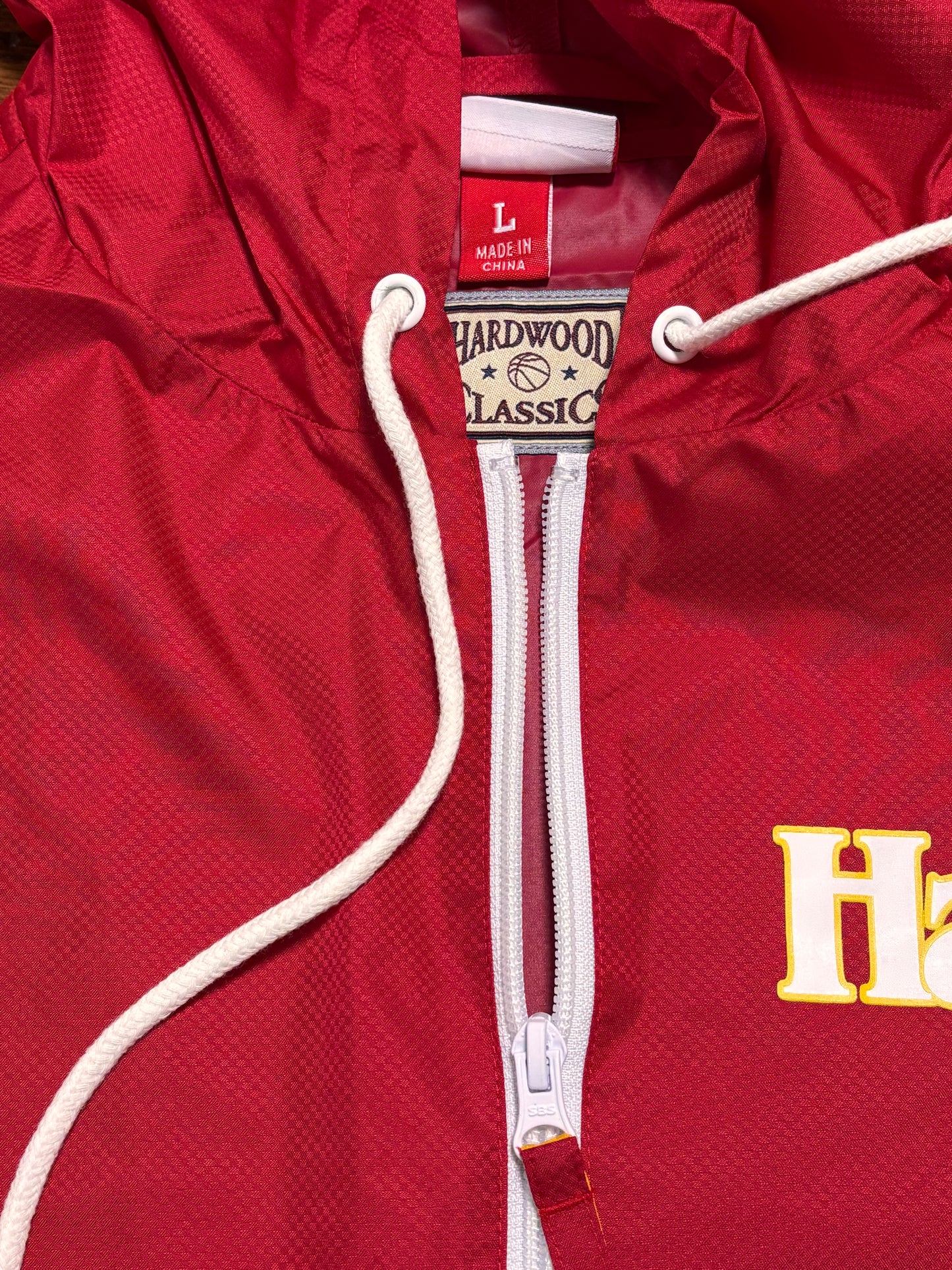 Atlanta Hawks Mitchell & Ness Hardwood Classic HWC NBA Retro Throw it Back Full Zipper Light Weight Windbreaker Jacket Long Sleeve Red Yellow Men’s Large L New NWOT