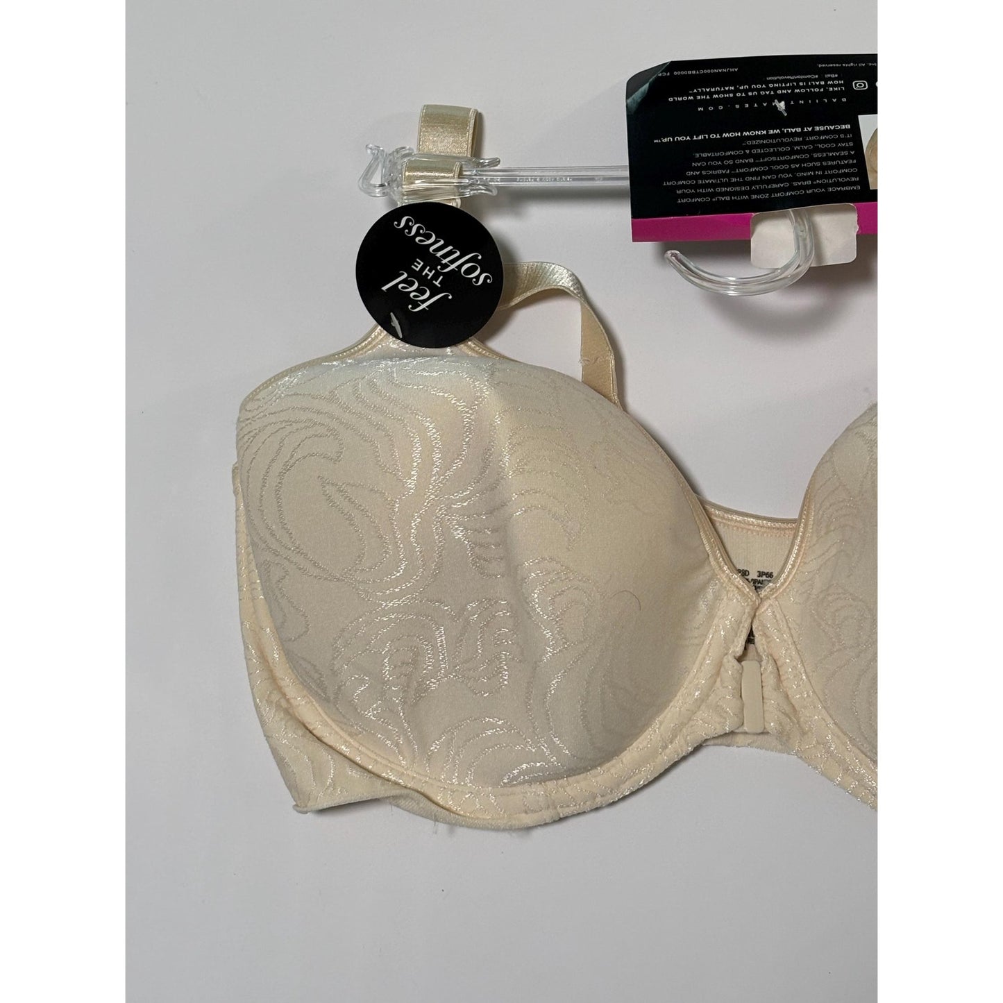 Bali bra Front Closure 38D underwire style 3P66 Comfort beige NWT