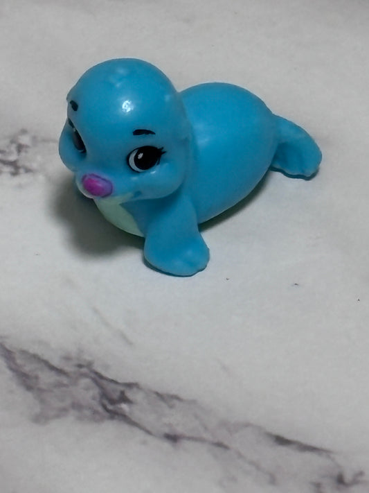Splashing Seel Seal Walrus Blue Ocean Mini Figure 1”