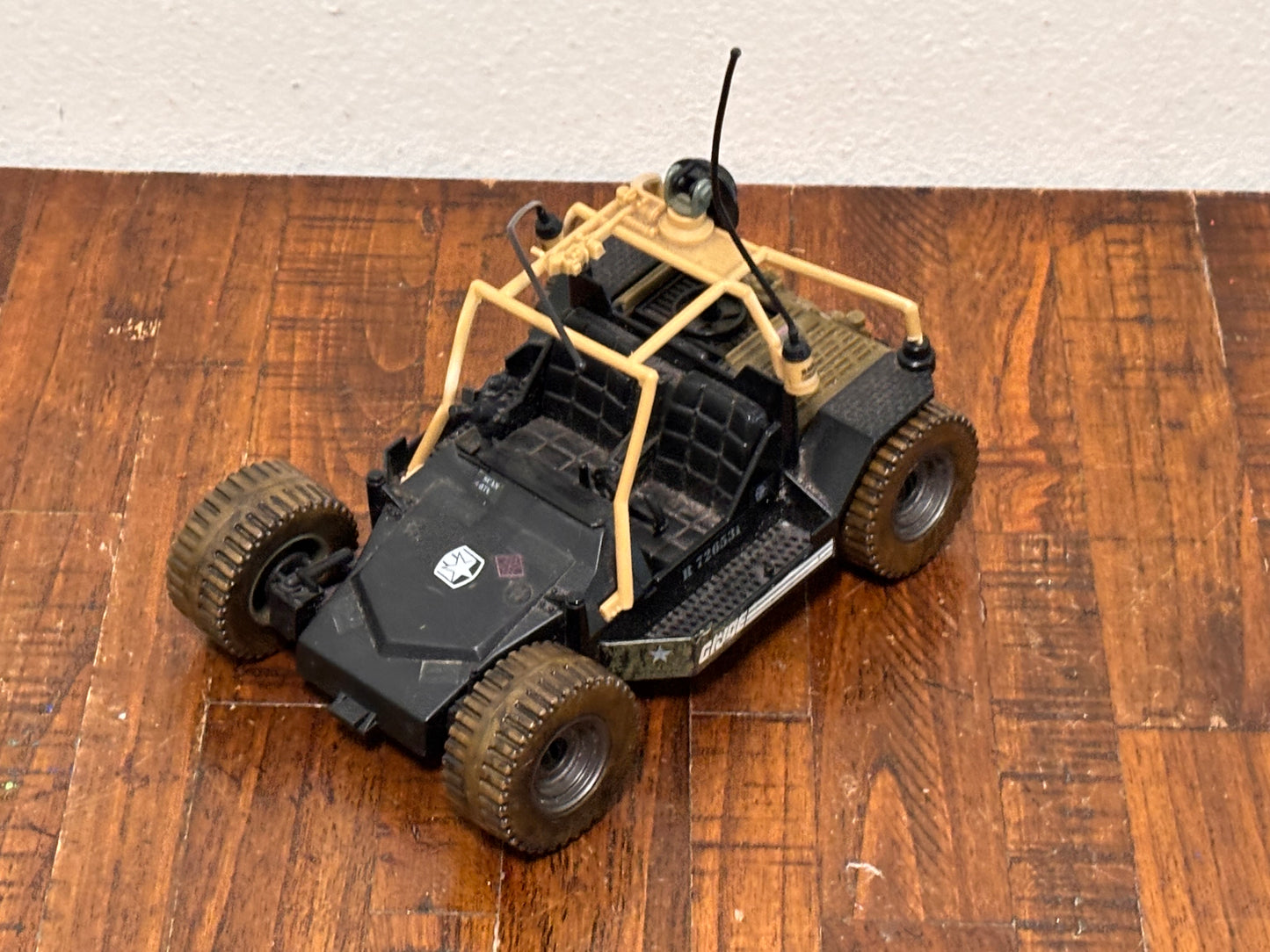 GI Joe Pursuit of Cobra A.W.E. Striker 2010 1/18 scale Vintage Dune Buggy Vehicle
