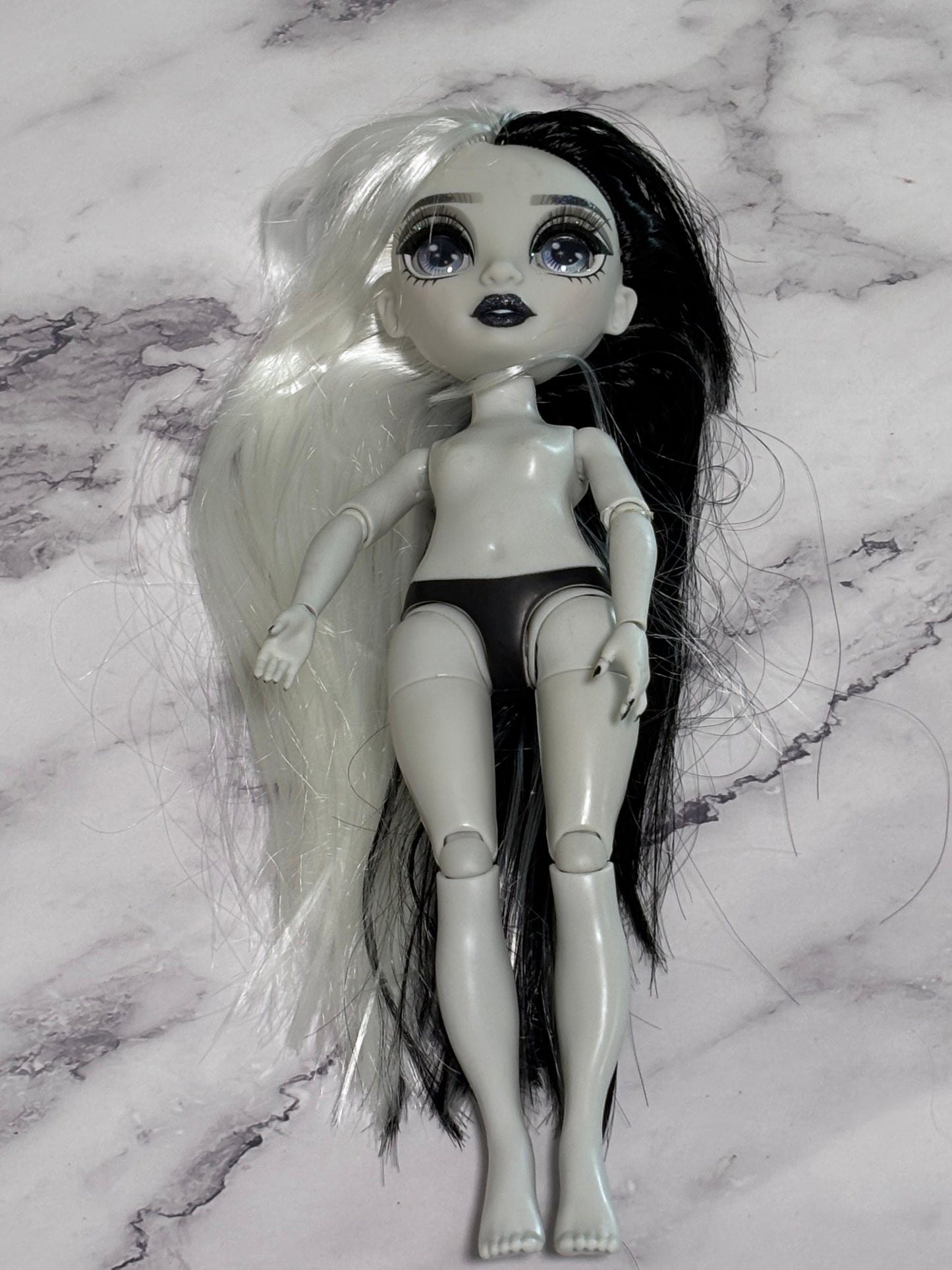 Rainbow High Shadow Series 1 Heather Grayson Nude Articulated Fashion Doll MGA