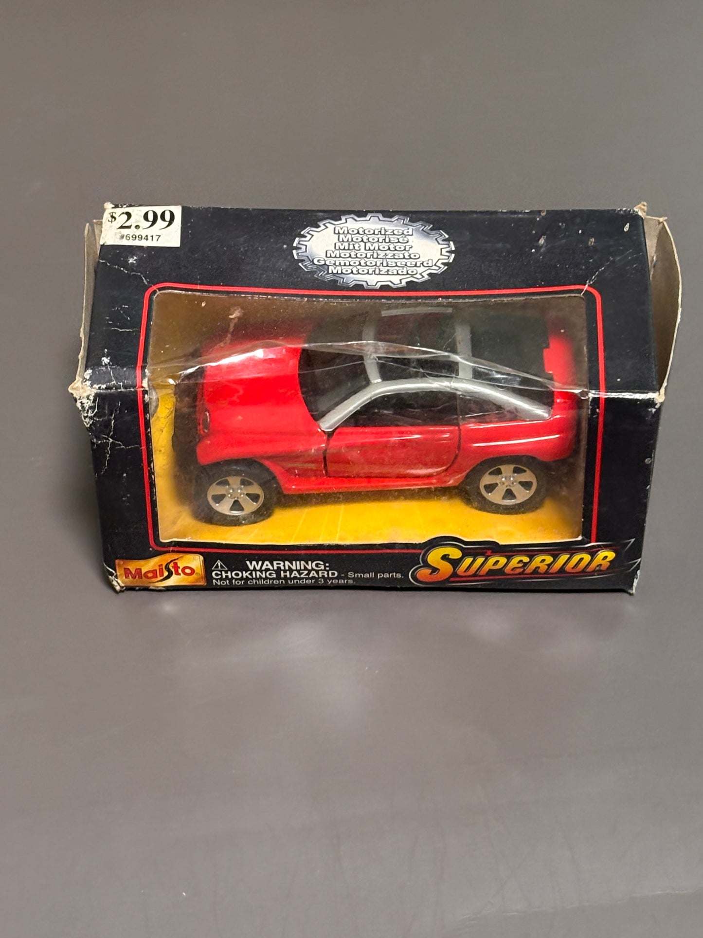 1:32 Diecast Motorized Red Silver Jeep Jeepster by Maisto Special Edition New